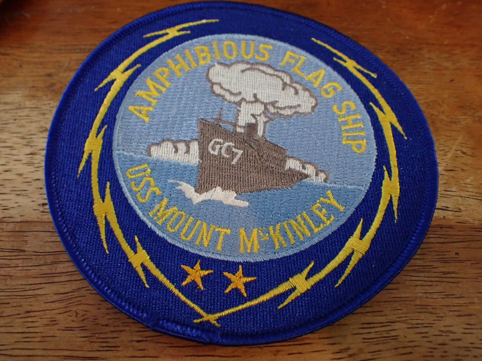 U S NAVY U SS MOUNT MC KINNLEY GC 7 AMPHIBIOUS FLAG SHIP  PATCH BX Z #4
