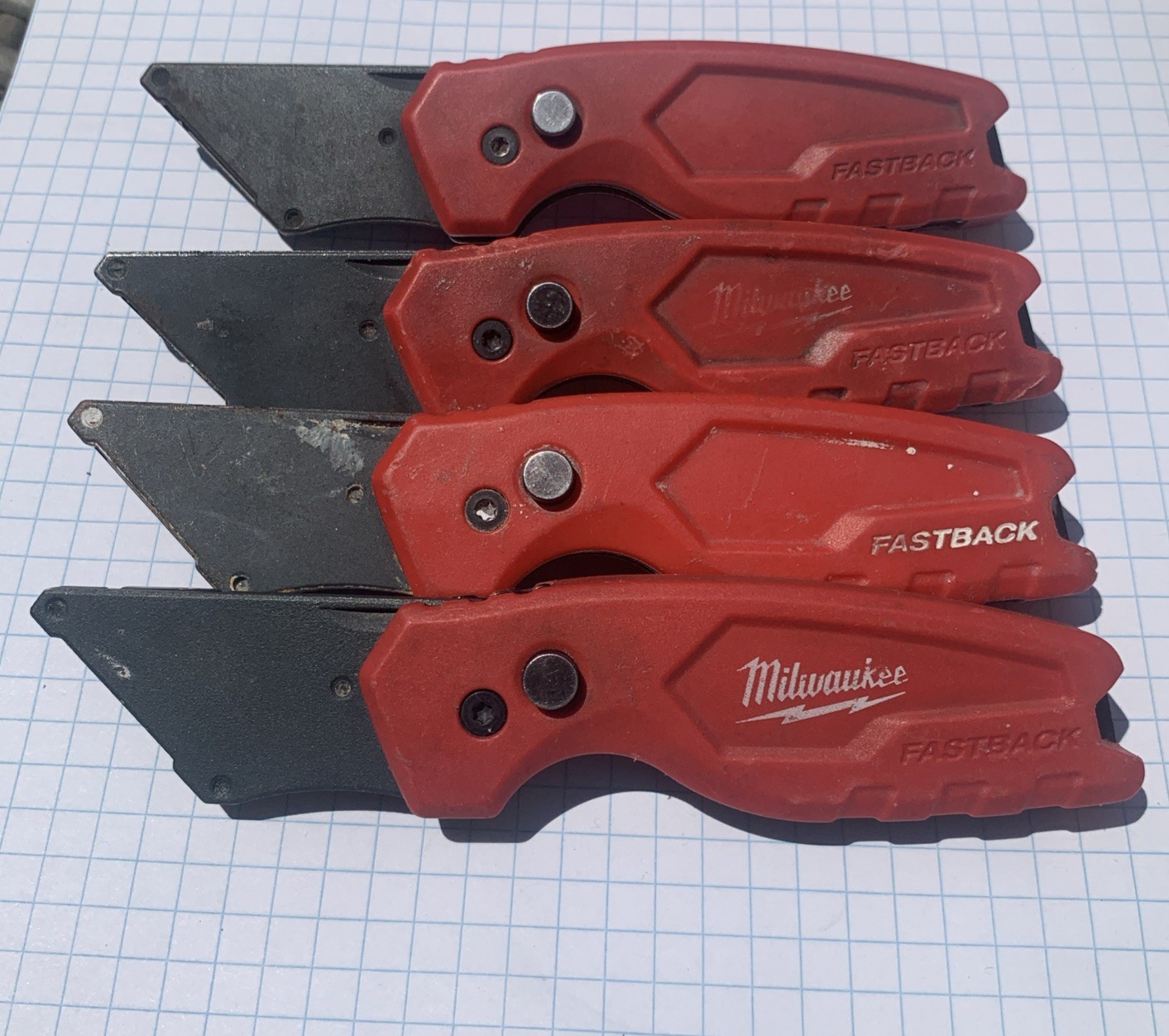 Milwaukee 48-22-1500 Fastback Folding Utility Knife Lot of 4 Great Price