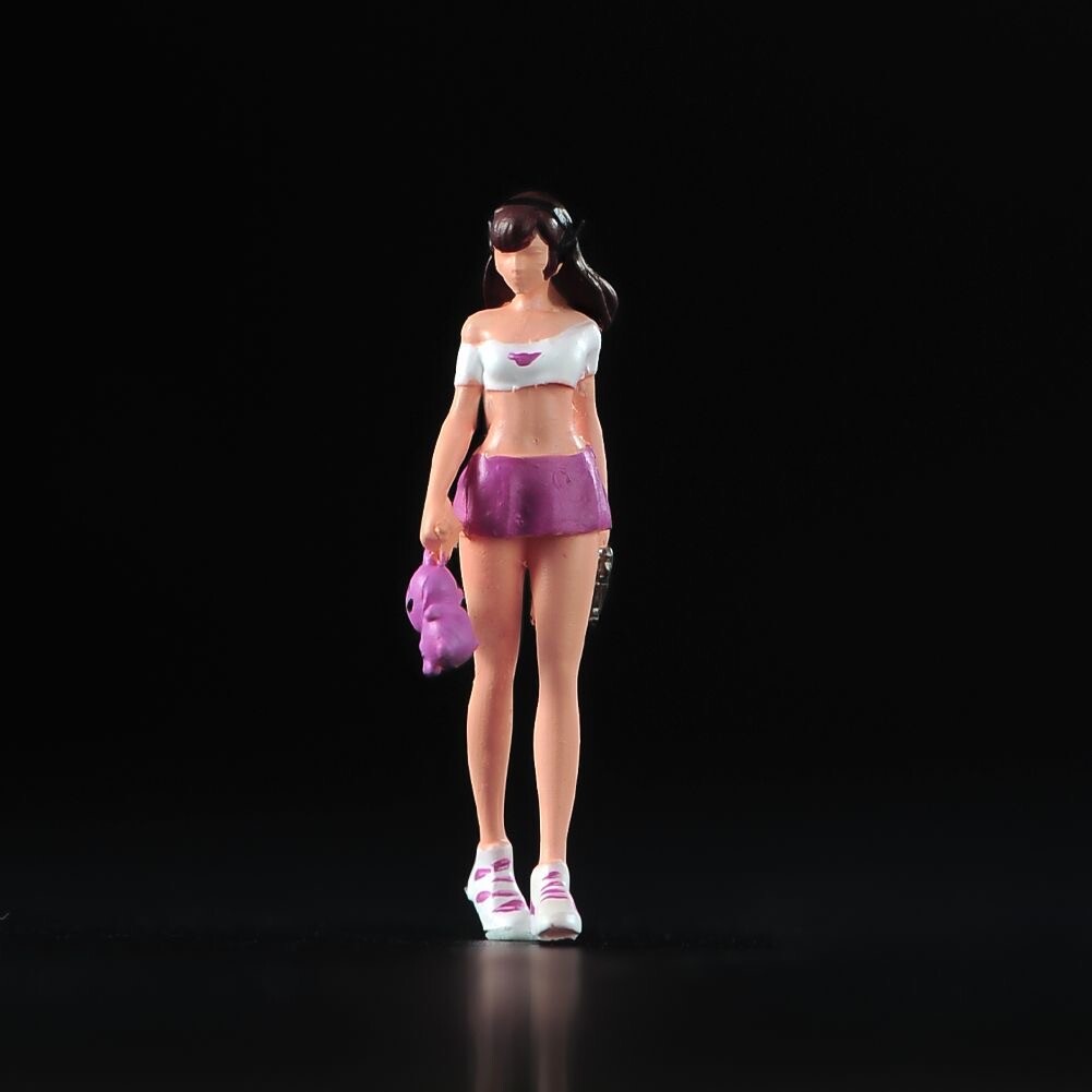 CR 1:64 Painted Unpainted Figure Model Miniature  Diorama Pretty Walking Girl