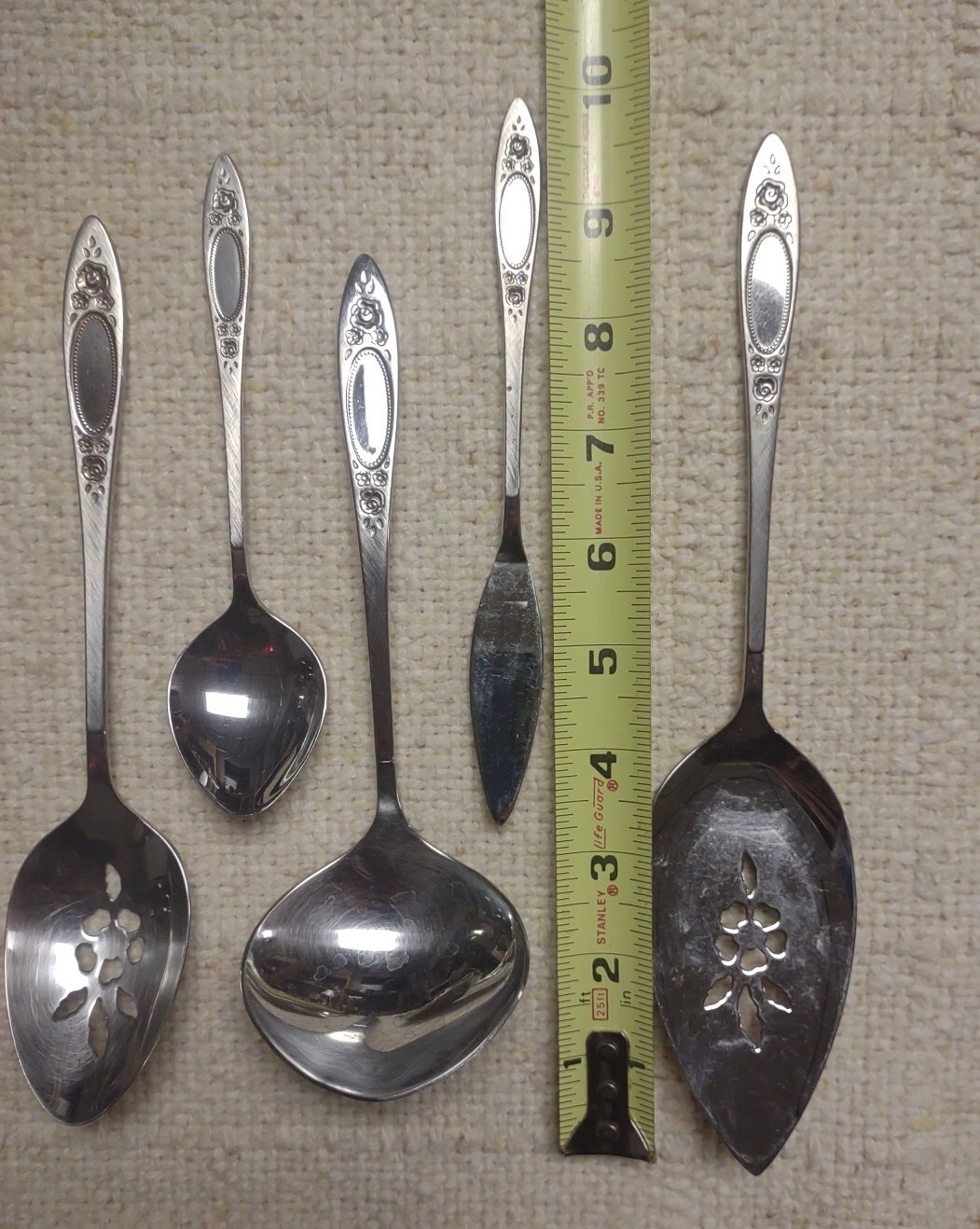 Oneida Community Stainless Flatware Vignette Pattern 8 Different Serving Pieces
