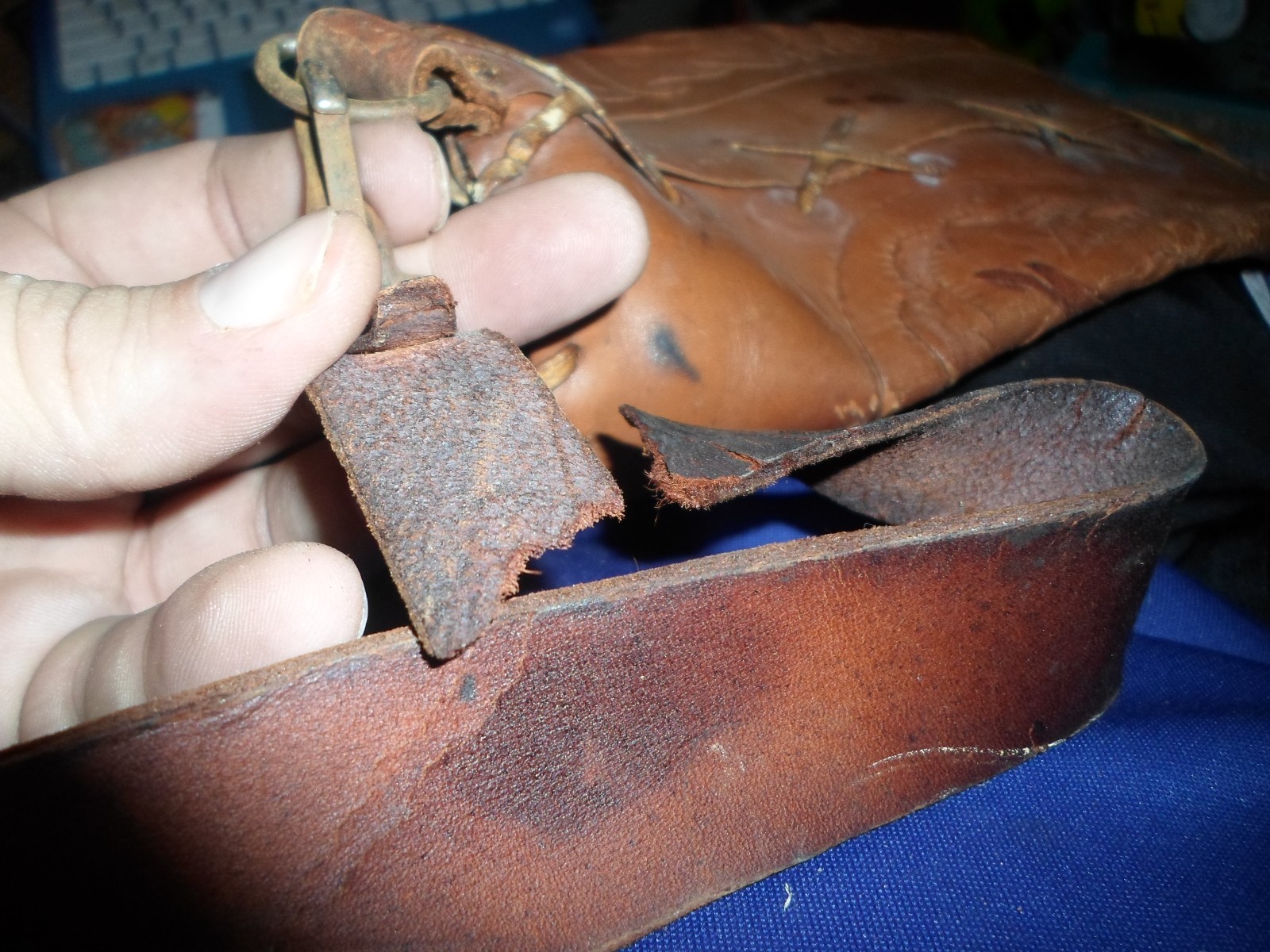 Vintage Engraved Leather Archery Quiver With strap