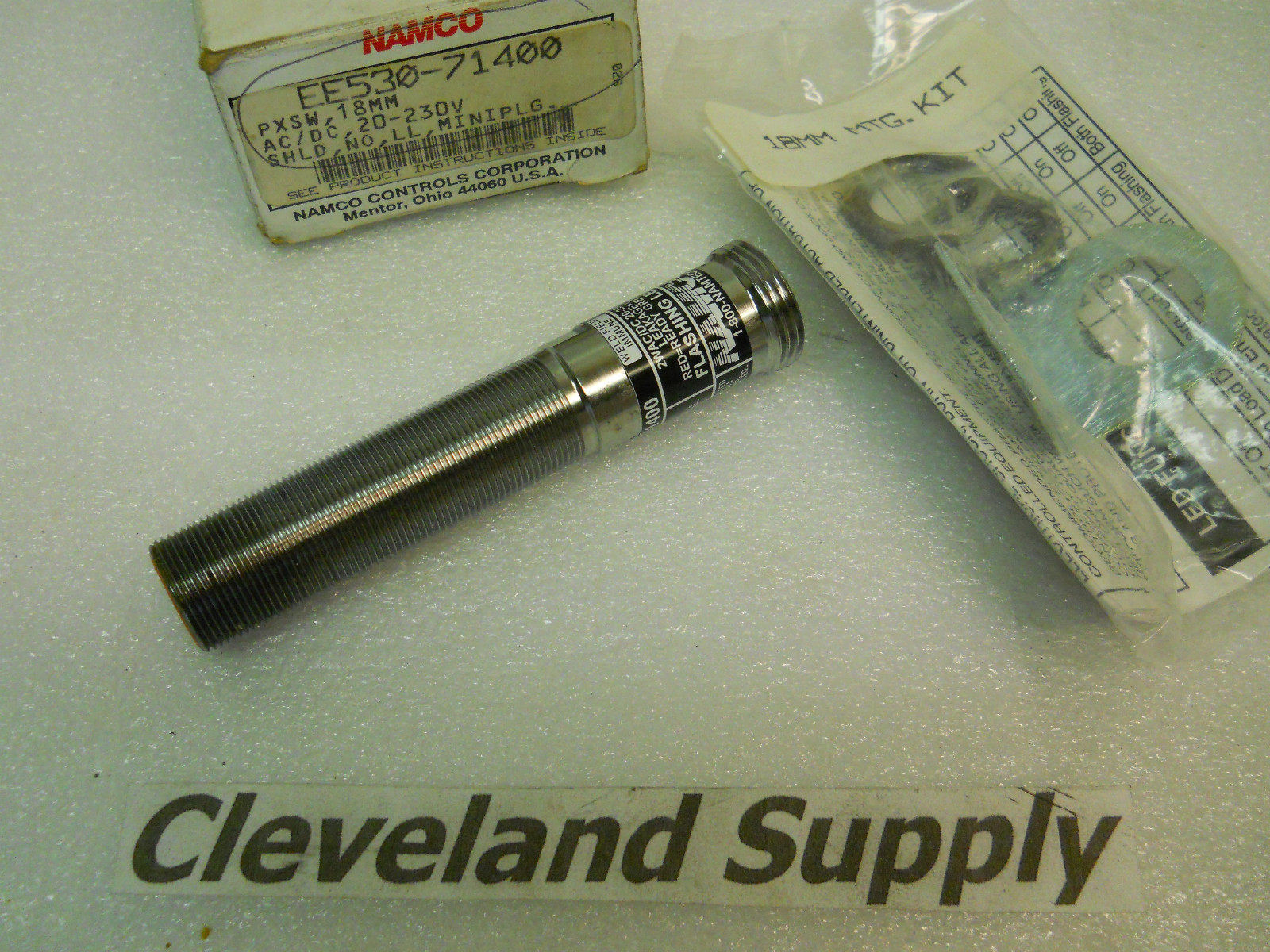 NAMCO EE530-71400 PROXIMITY SENSOR/ SWITCH 20-230VAC/DC NEW CONDITION IN BOX