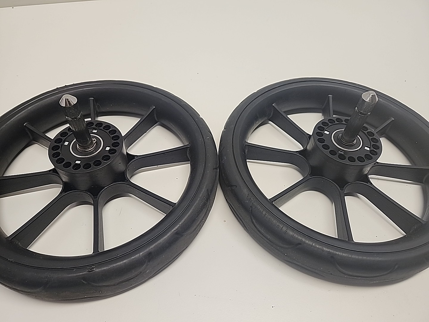 BRITAX B-CLEVER STROLLER REAR BACK WHEELS REPLACEMENT TIRE B CLEVER
