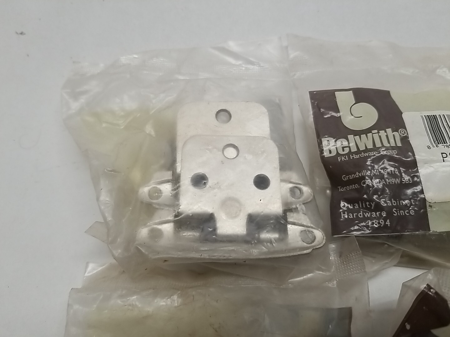 Belwith Cabinet Door Hinge P244-SN Self-Closing Variable Overlay 8 Hinges