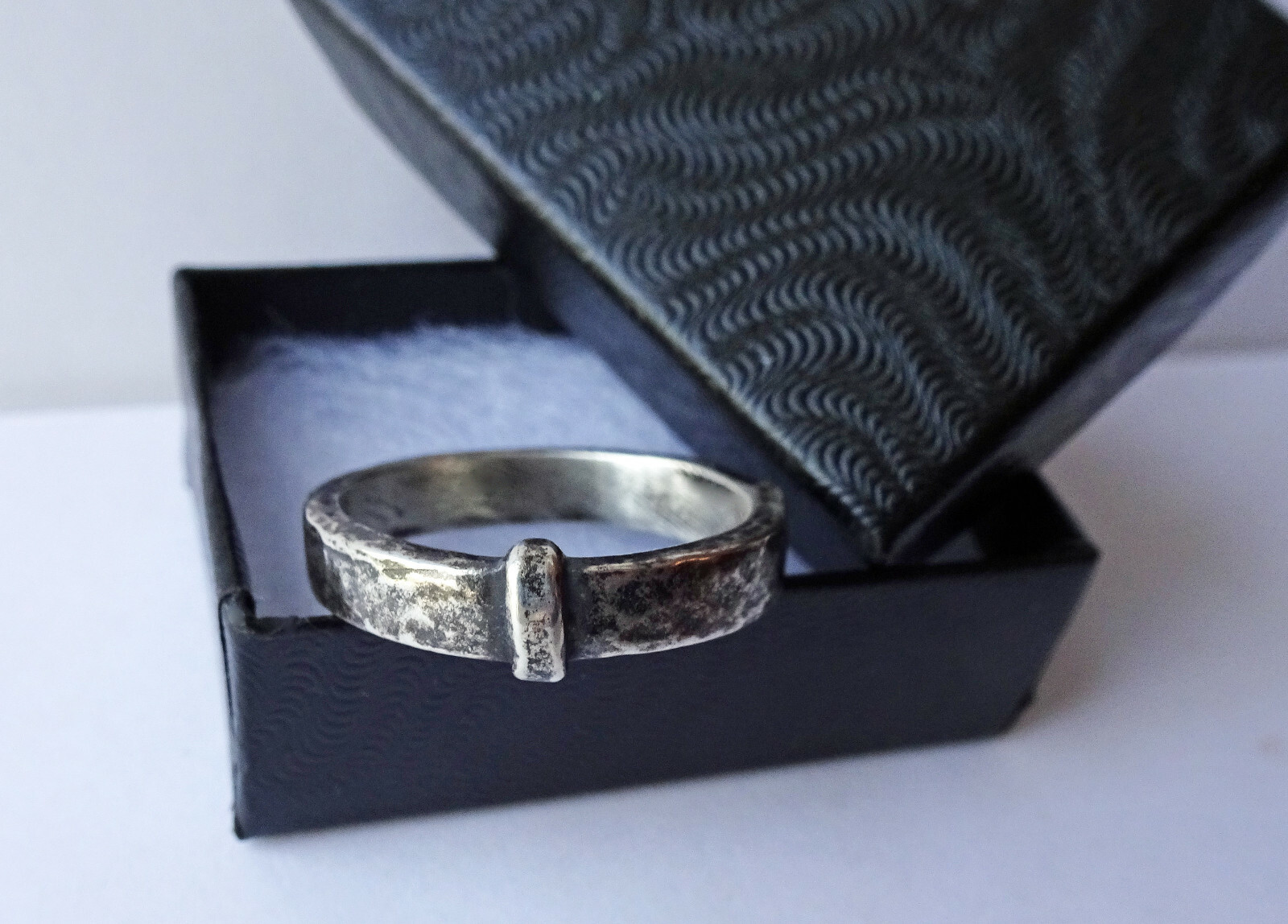Blade & Bow - Outlander Wedding ring - Sporran Key Band - Solid Sterling replica