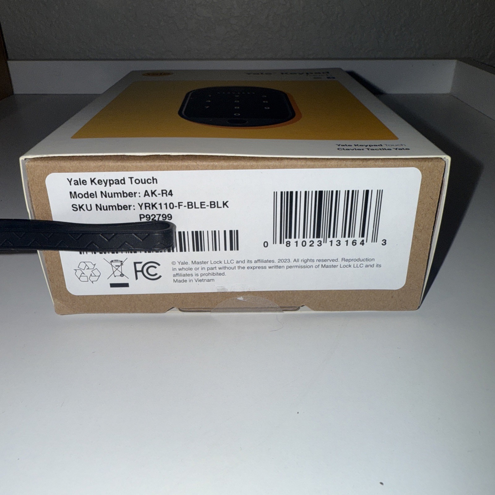 NEW Yale Keypad Touch Door Lock, Keyless Entry, Pin Code Fingerprint