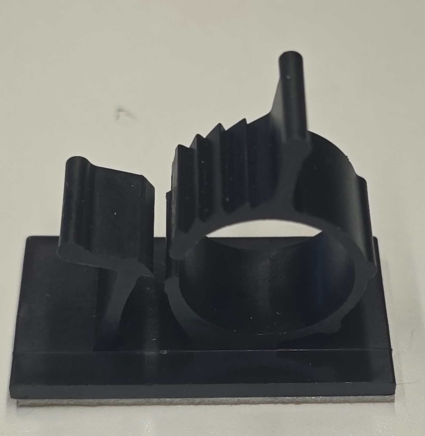50x Essentra 22AAWC500600 Adjustable Adhesive Backed Wire Clamps 1/32" .560" Max
