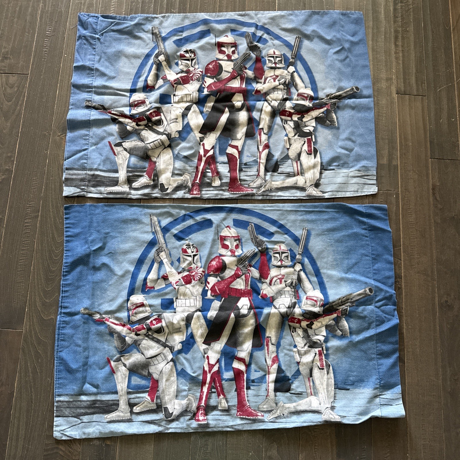 (2) 2009 STAR WARS Reversible Pillow Case Reversible Kids Tweens Teens Room