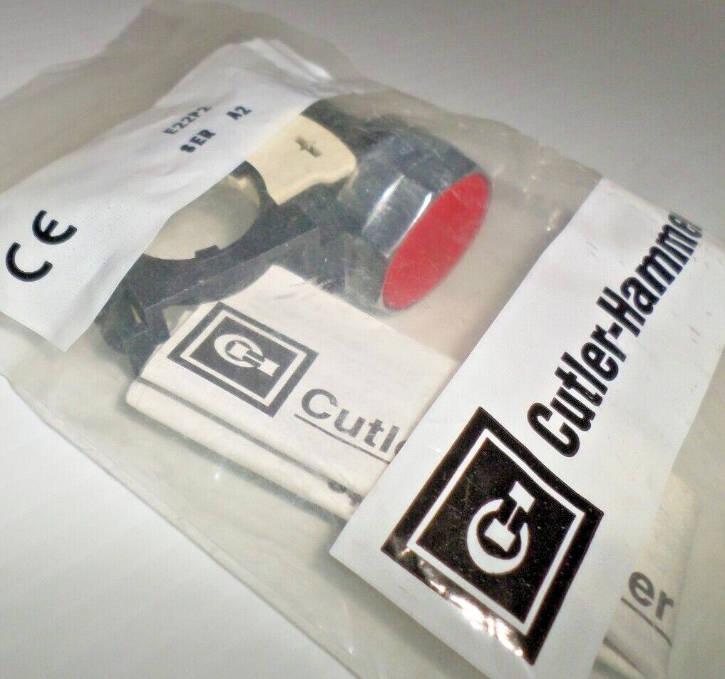 ⭐NEW IN BAG⭐ Cutler Hammer E22P2 Red Pushbutton