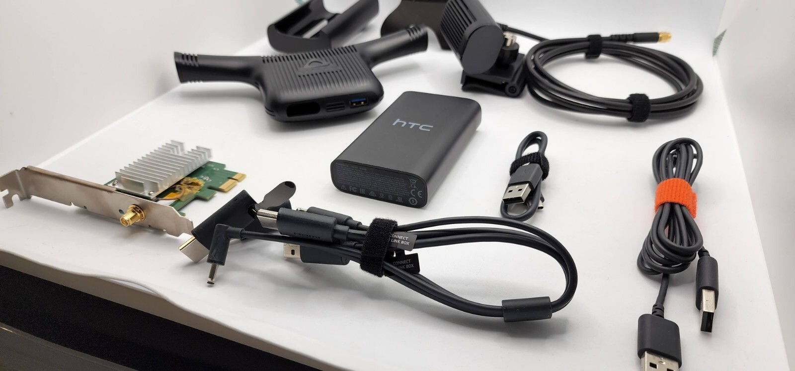 HTC VIVE Wireless Adapter Complete Full Kit for Regular OG Vive 99HANN050-00