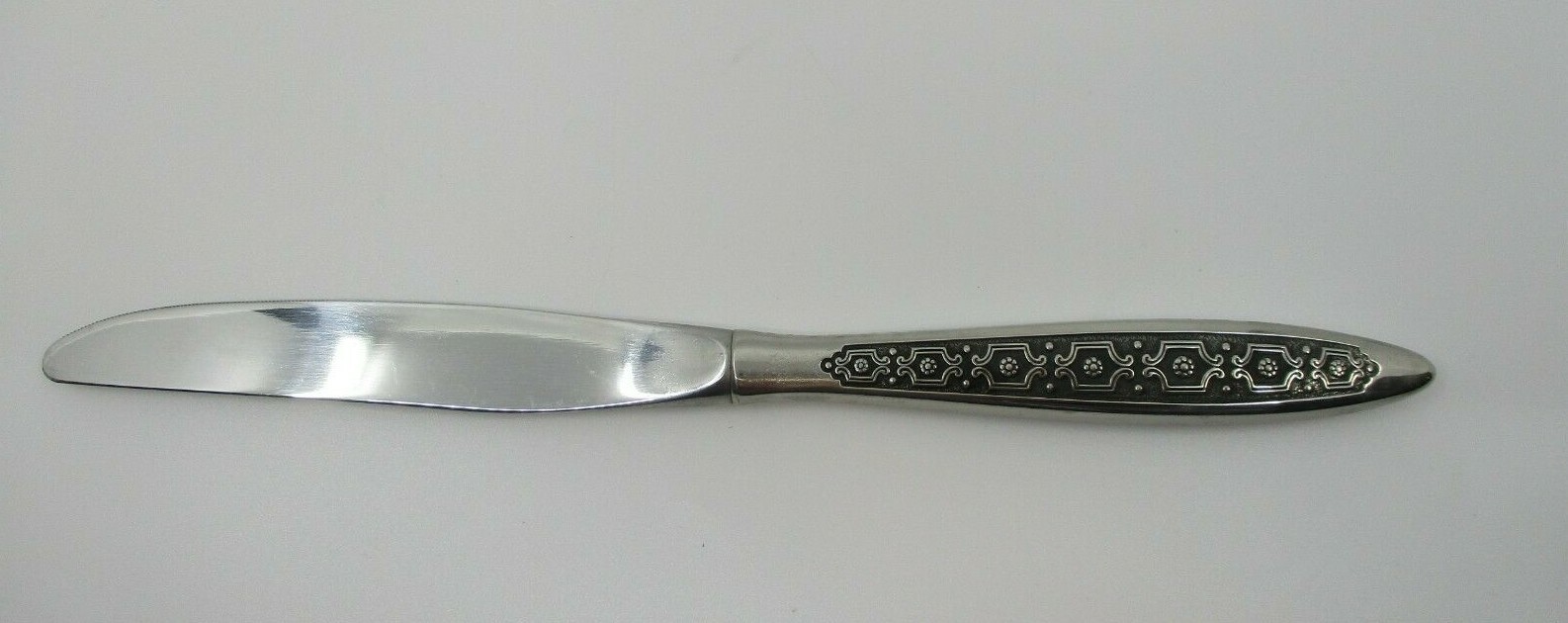 GORHAM STAINLESS MONTORO DINNER KNIFE - 9" - 6C