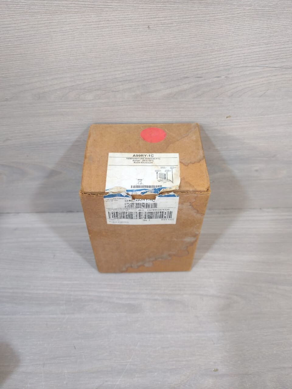 Johnson Controls A99RY-1C Temperature Sensor