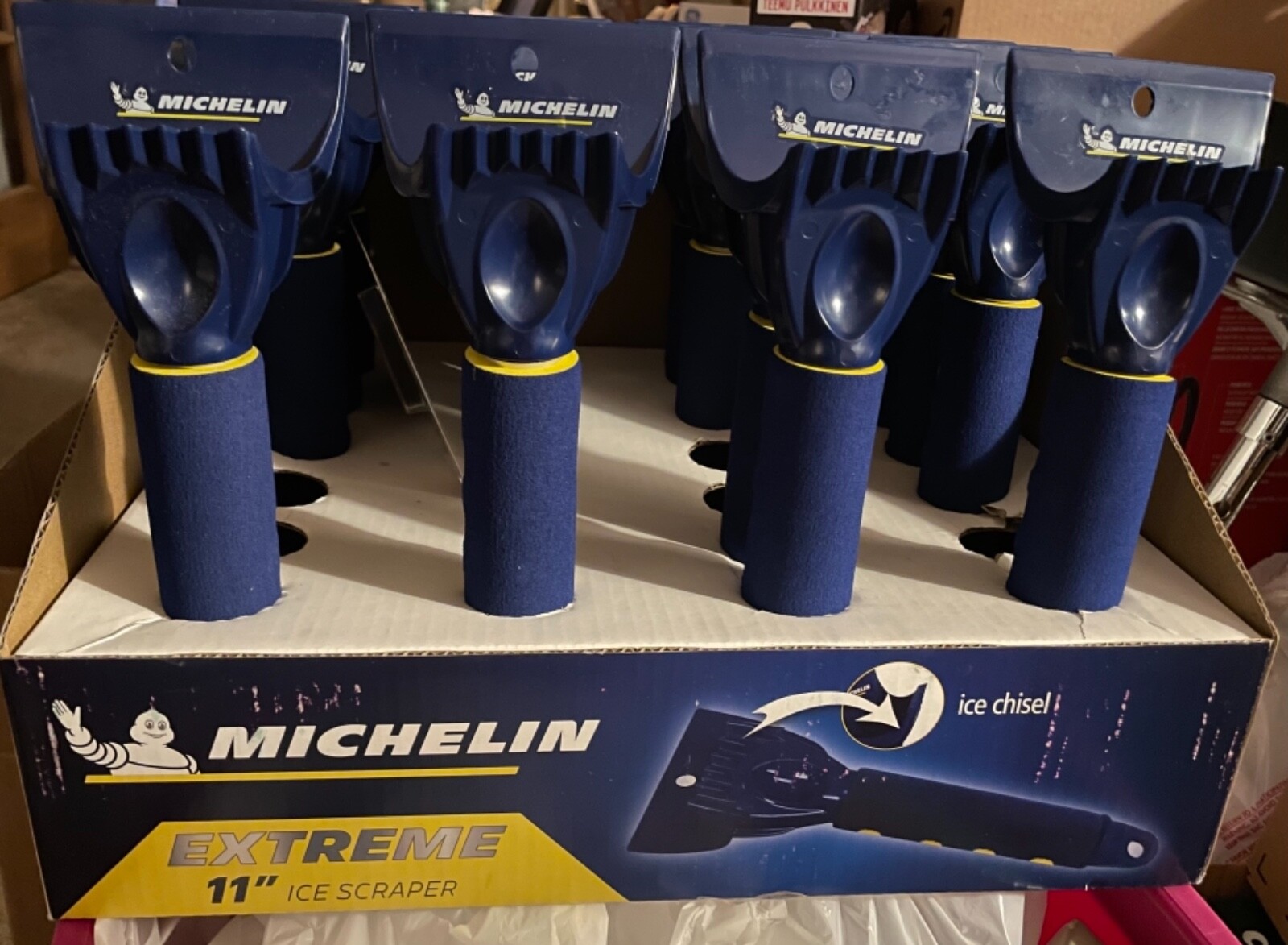 NEW 11” MICHELIN EXTREME ICE SCRAPER WITH ICE CHISEL WINTER WINDSHIELD TOOL SNOW