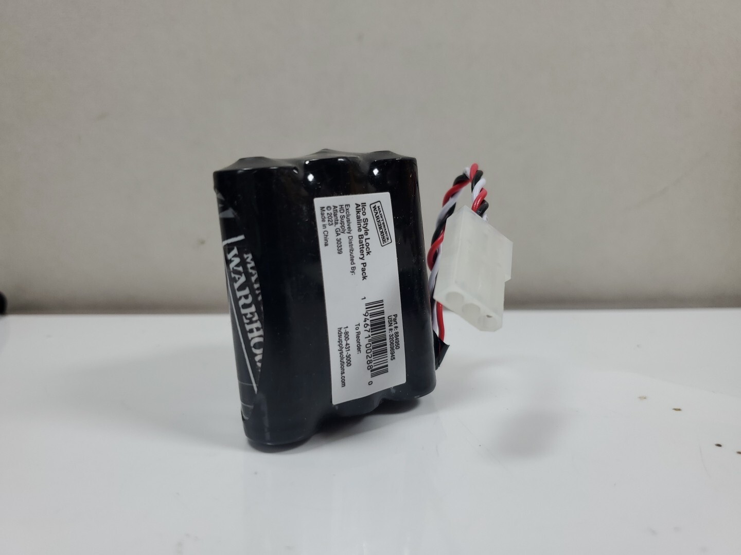 Ilco Style Electric Lock Alkaline Battery Replacement Pack 9V 100-0130 Qty-1