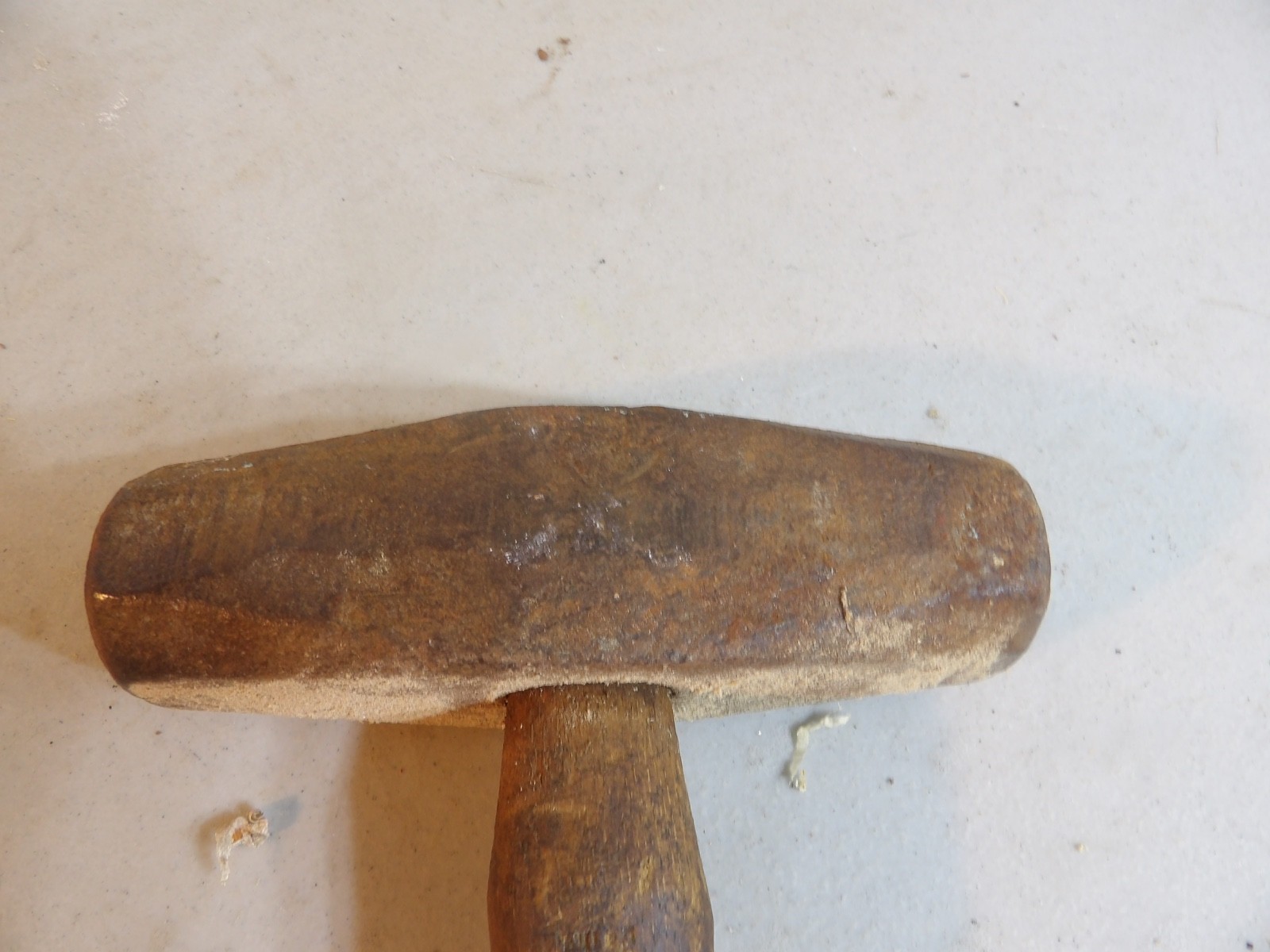 Cast Iron 4 Pound Hammer / Maul / Sledge