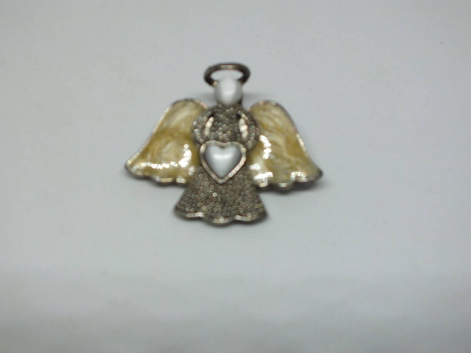 Beautiful Brooch Pin Silver Tone White Cabochon Marbled Gold Enamel 1 1/4x1 1/2"