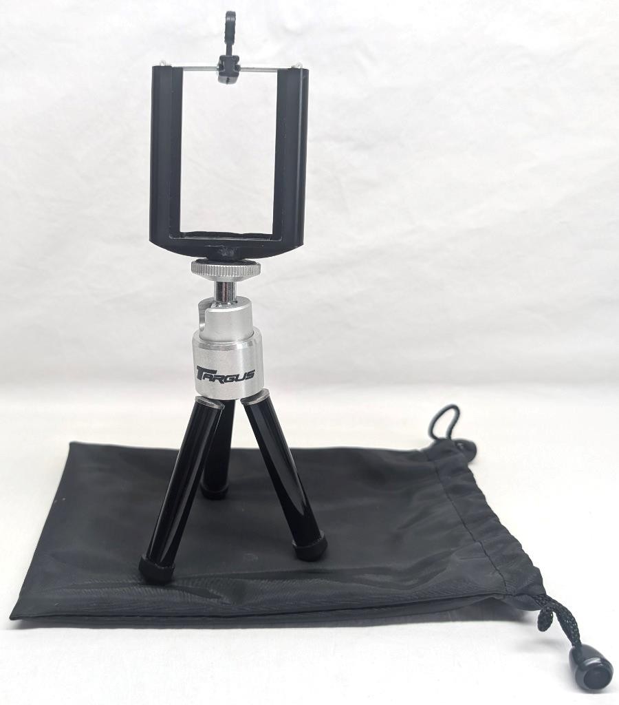 Targus Mini Tabletop Tripod w/ Universal Smartphone Mount & Carry Pouch