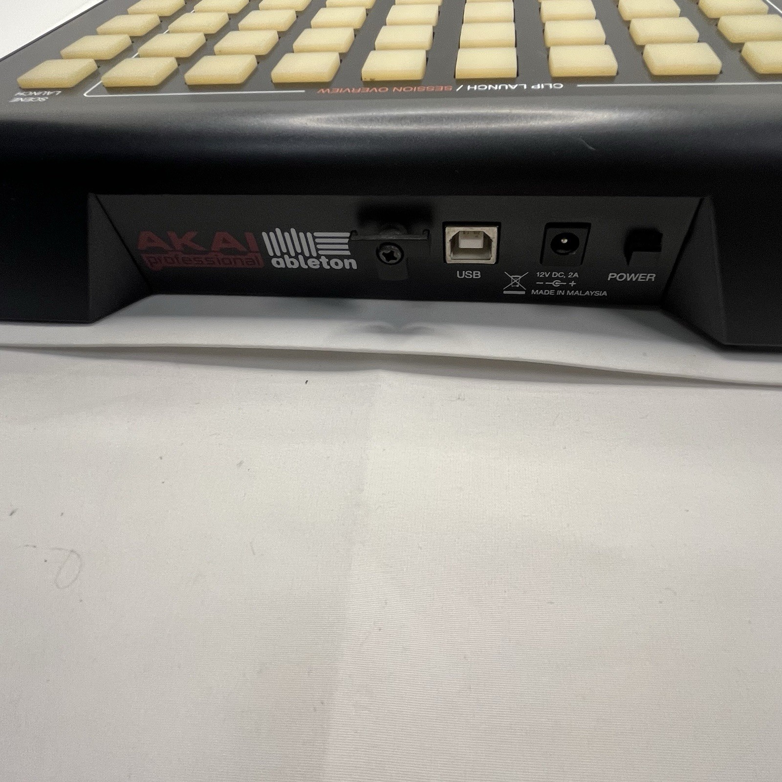 Akai Professional APC20 Ableton Live USB MIDI Controller w/ Adapter & Cables