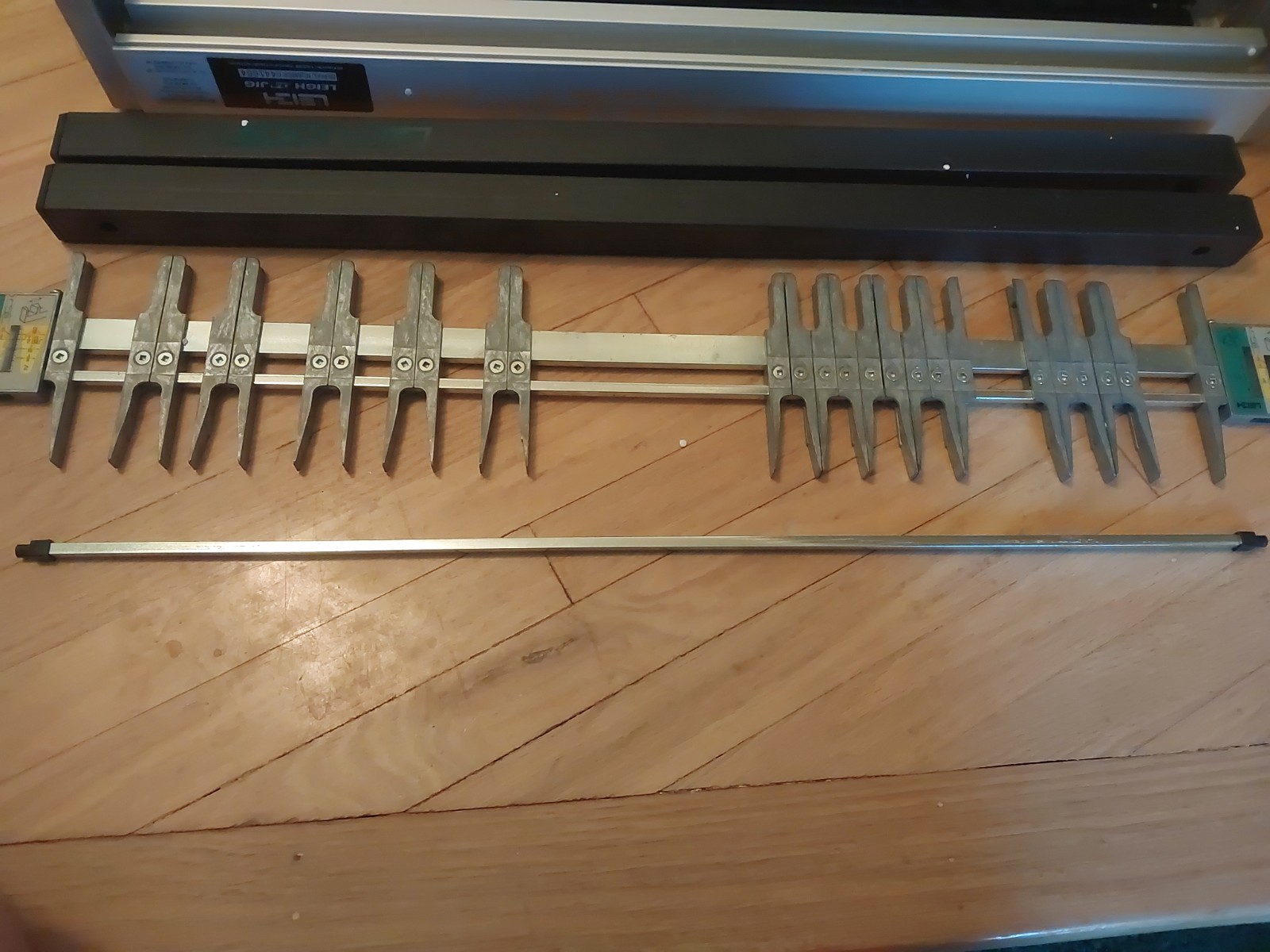 Leigh D4 24” Dovetail Jig Parts-Not Complete.