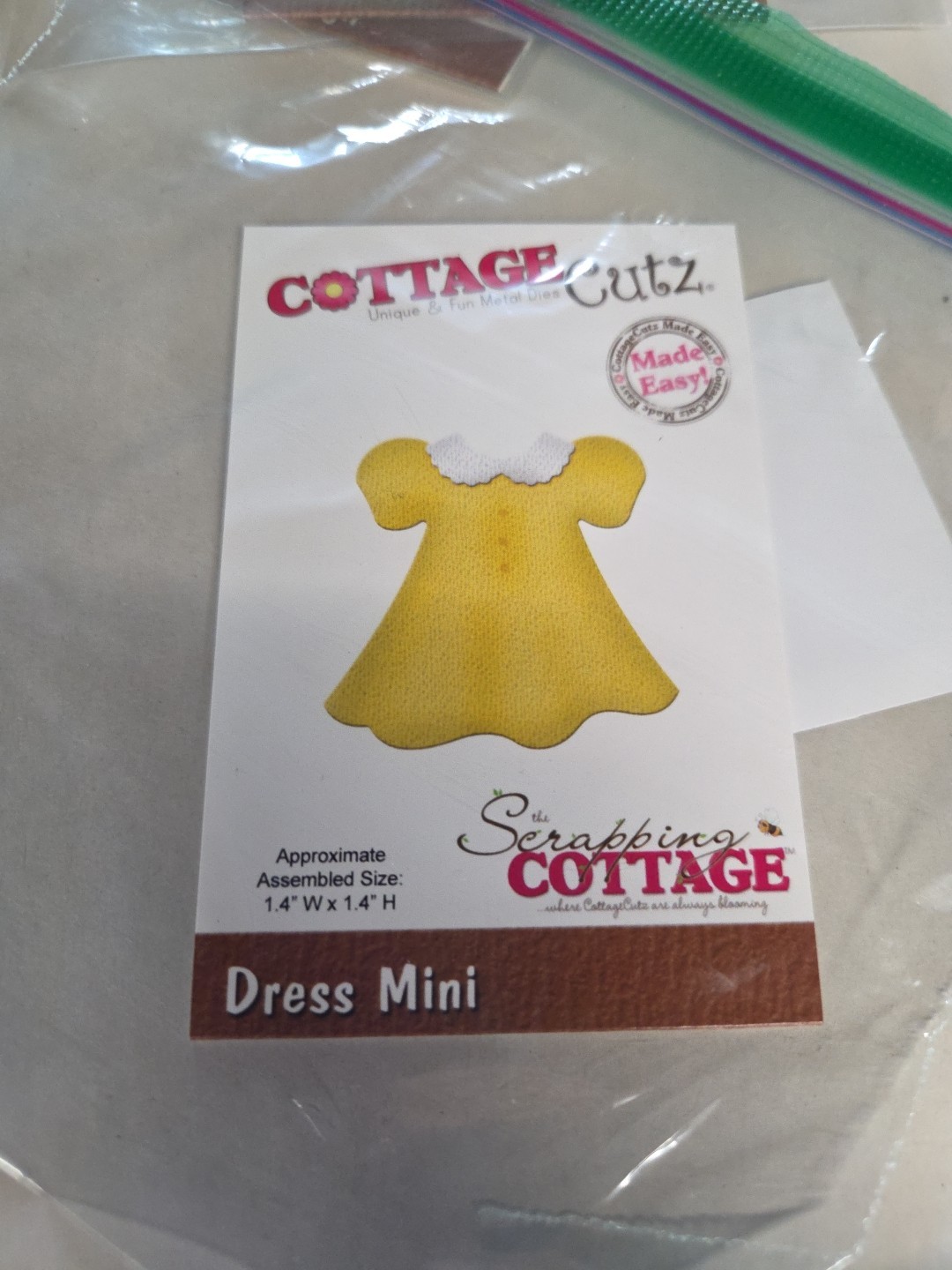 Cottage Cutz Die Dress Mini