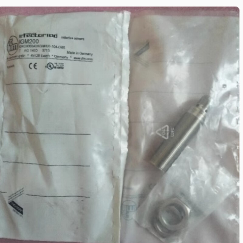 New In Box IFM IGM200 IGKC008BASKG/M/US-104-DRS Proximity Switch