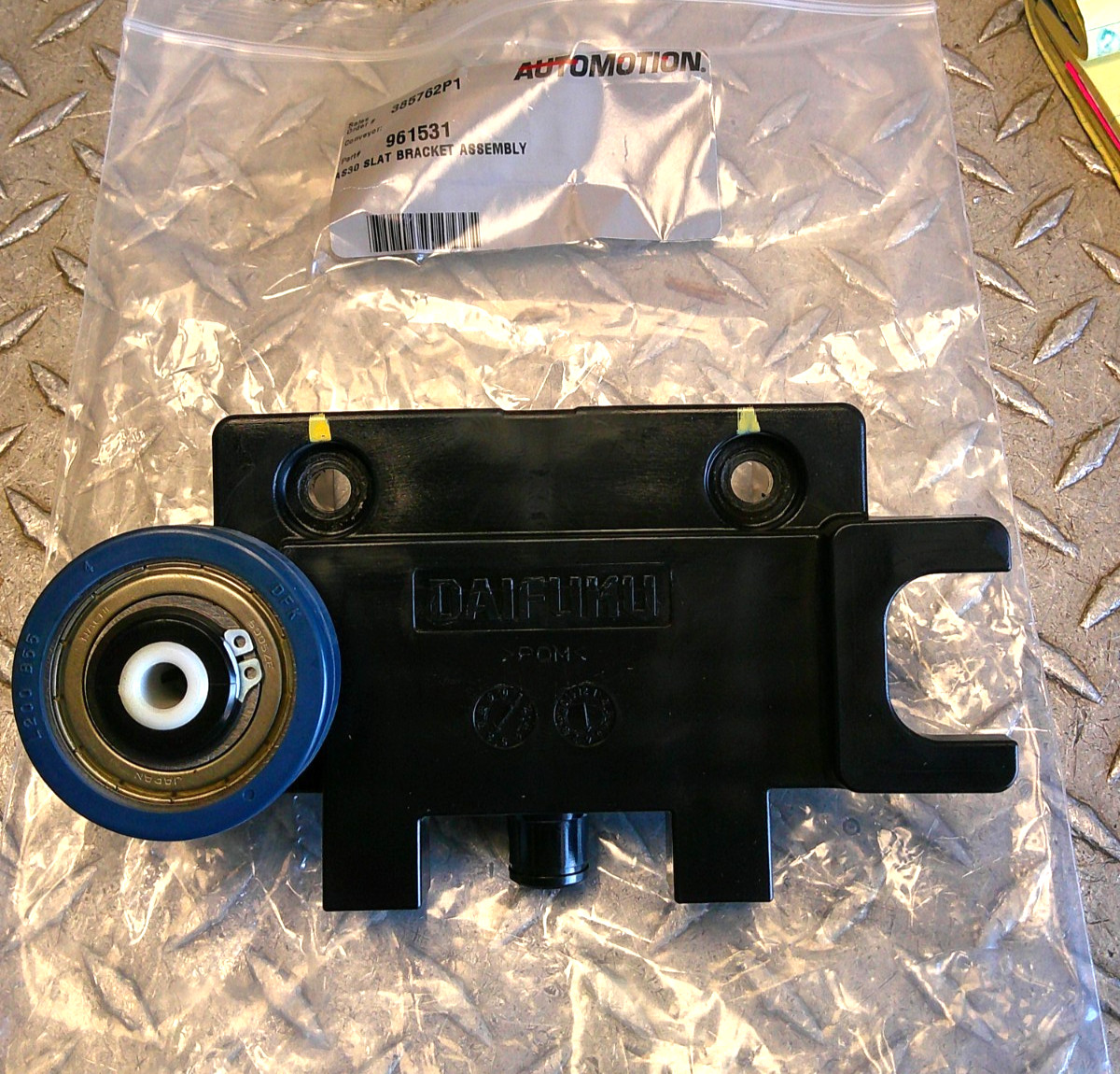 *NEW*  AUTOMOTION 961531 SLAT BRACKET ASSEMBLY