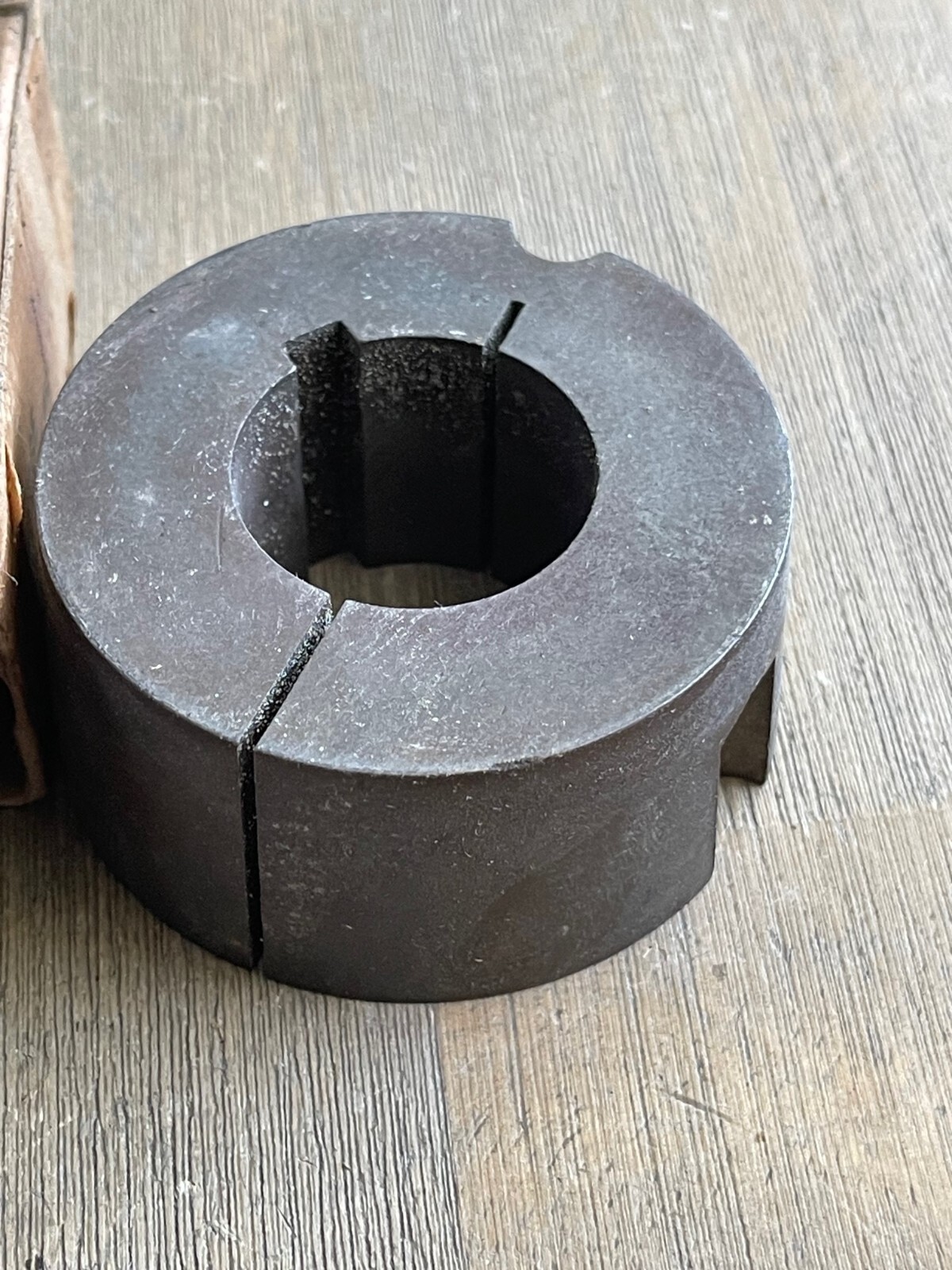 DODGE RELIANCE 2012 1-1/4 TAPER-LOCK BUSHING MISSING SCREWS NOS