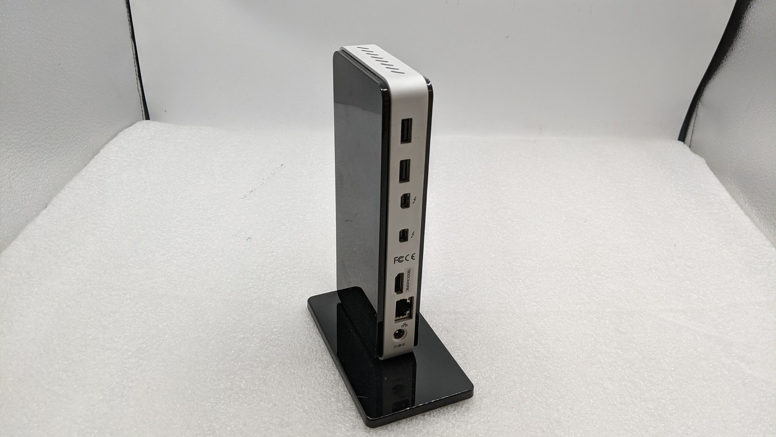 Thunderbolt Docking Station HDMI StarTech TBDOCKHDPBC USB Ethernet NO AC