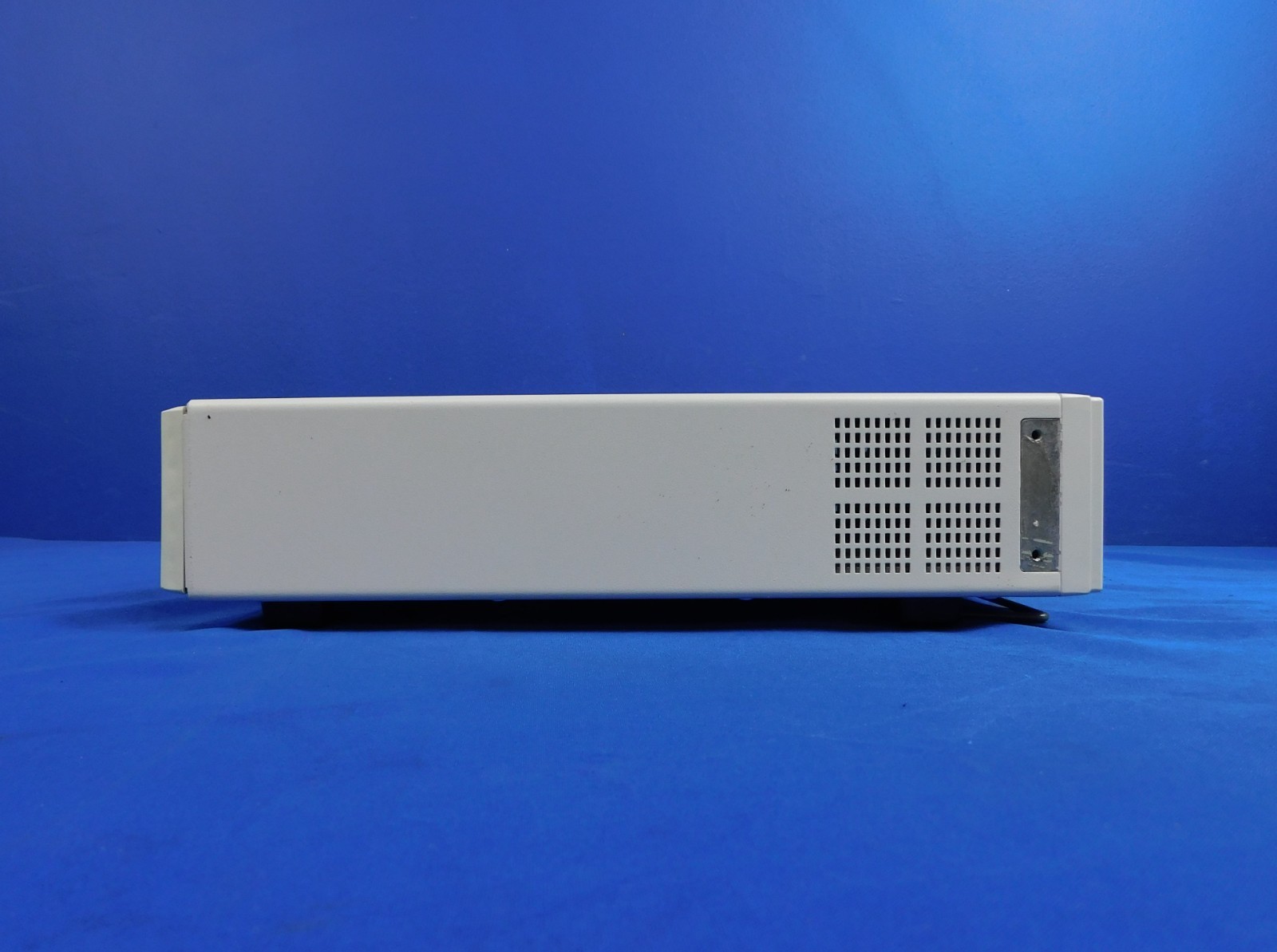 Pendulum 6688 High Stability Frequency Standards