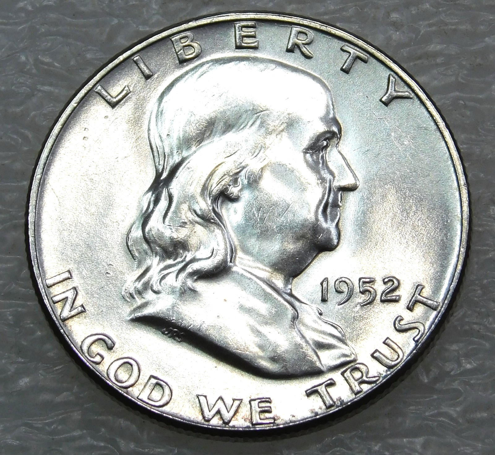 1952 P Franklin Half Dollar Gem BU 98% FBL Frosty White Luster in saflip #M312