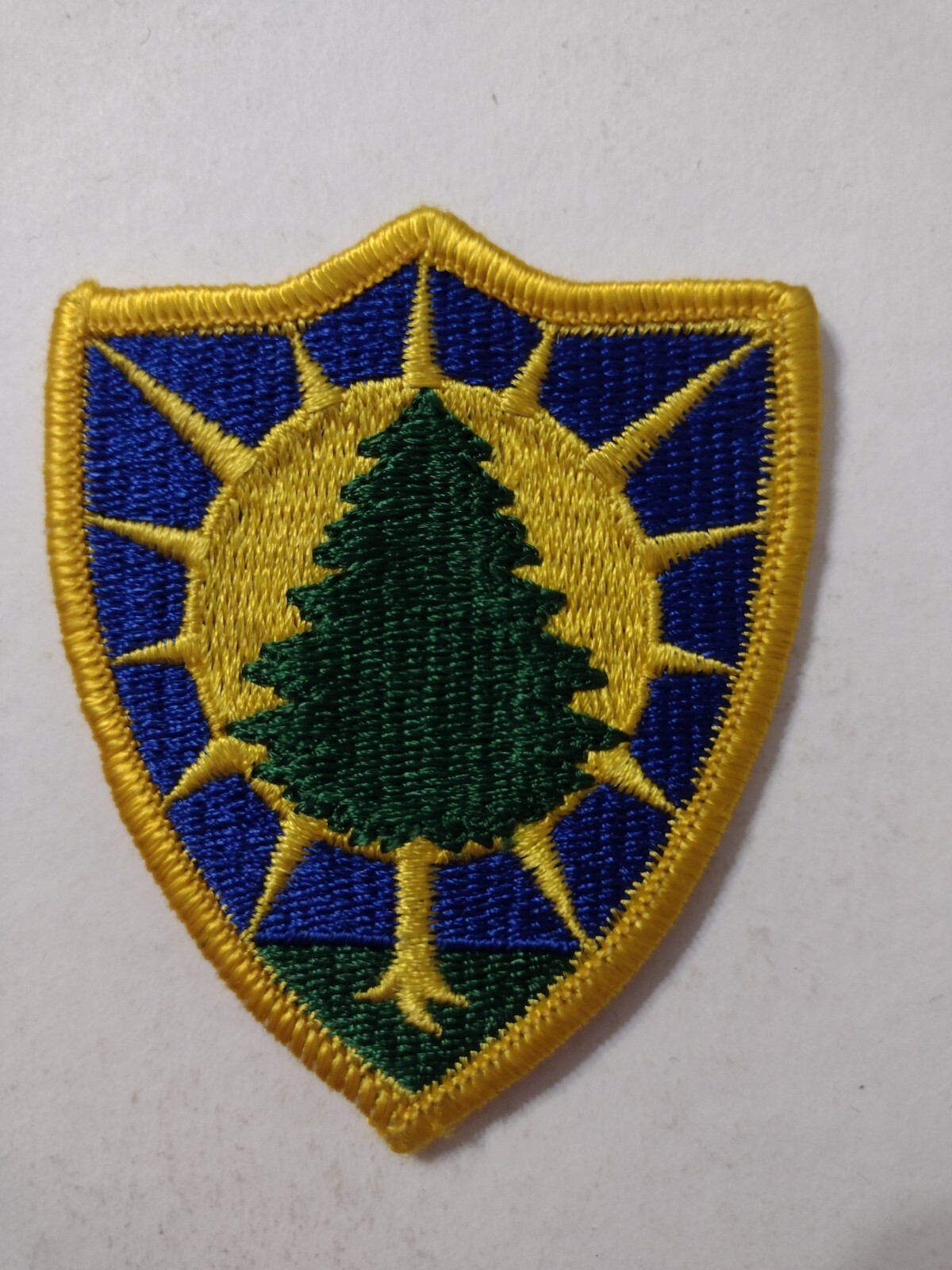 MAINE  NATIONAL GUARD PATCH FULL COLOR NOS : KY24-9
