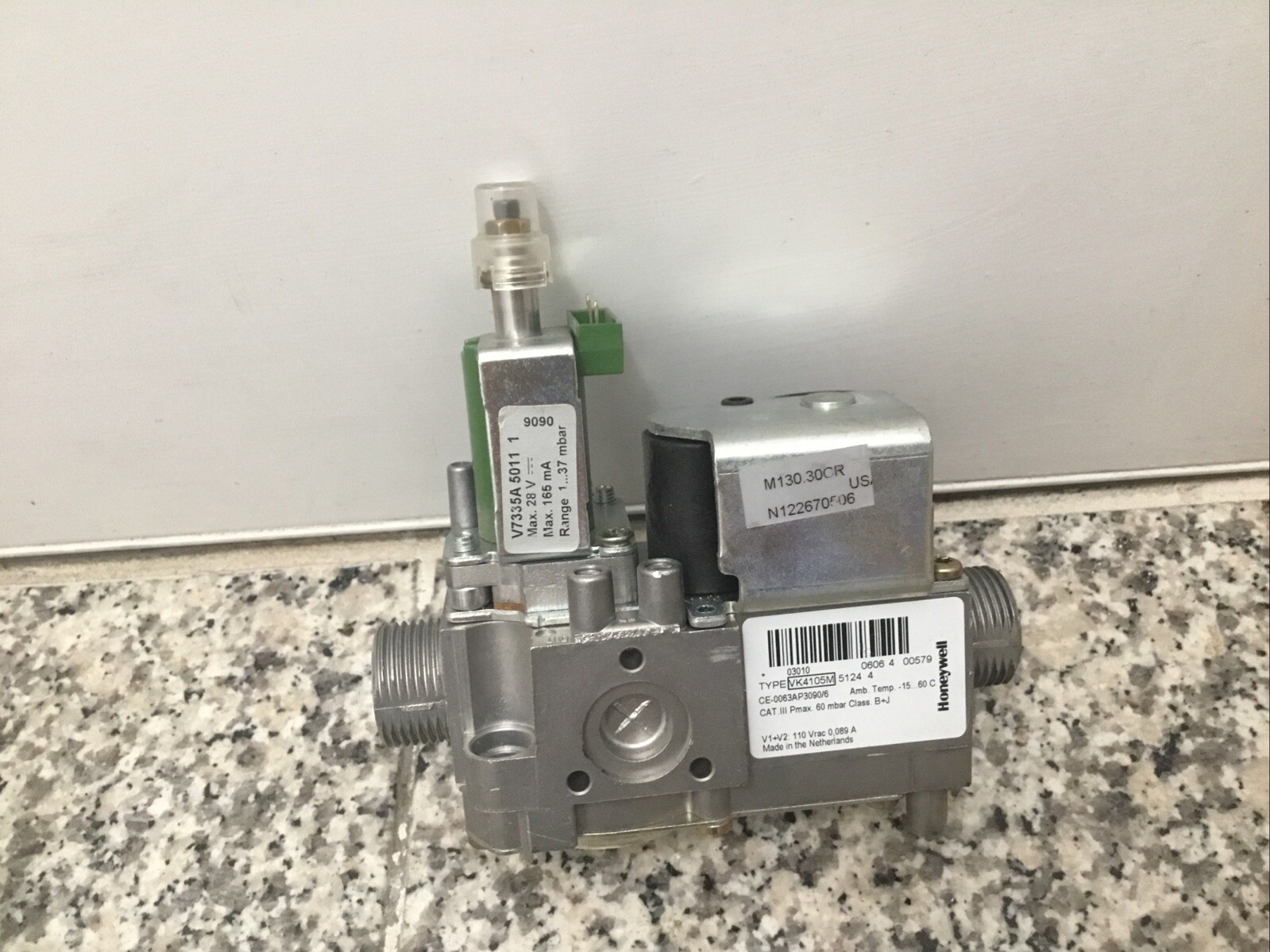 Honeywell VK4105M  5124  4 Gas Valve