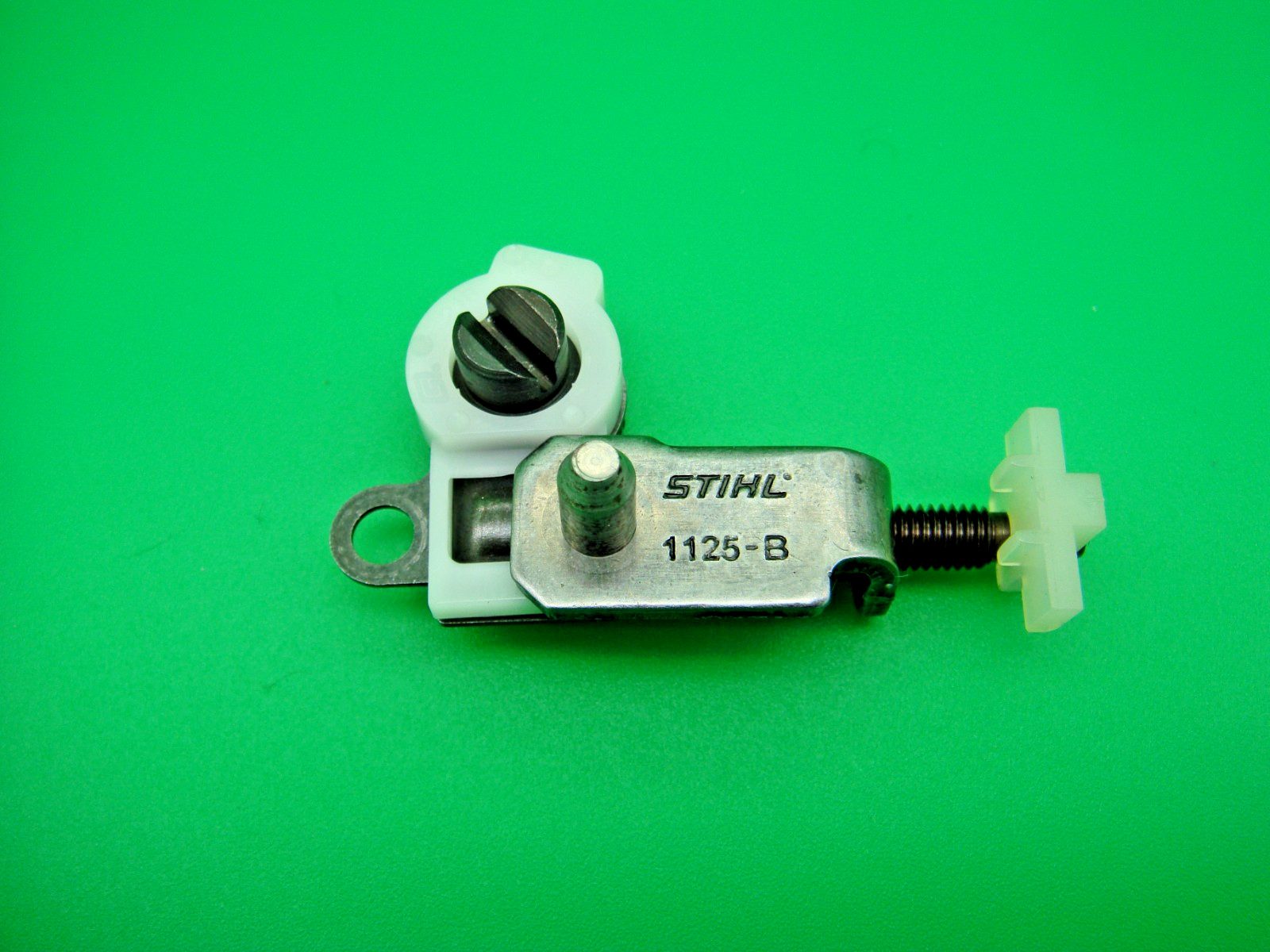 GENUINE STIHL MS500I CHAINSAW CHAIN BAR TENSIONER - NEW