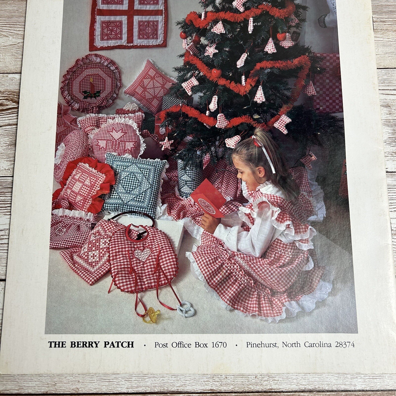 Berry Patch Snowflaking Two 10 Quilt Patterns Claire Bryant Christmas Vintage