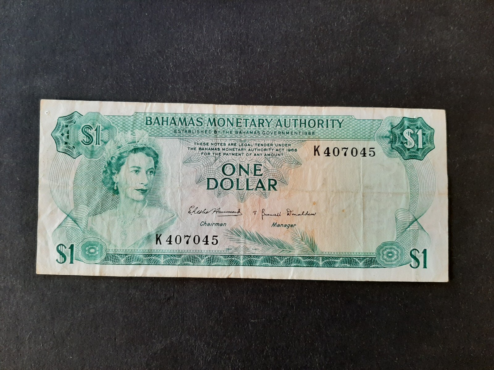 Bahamas p-27, VF, 1 Dollar, 1968, QEII