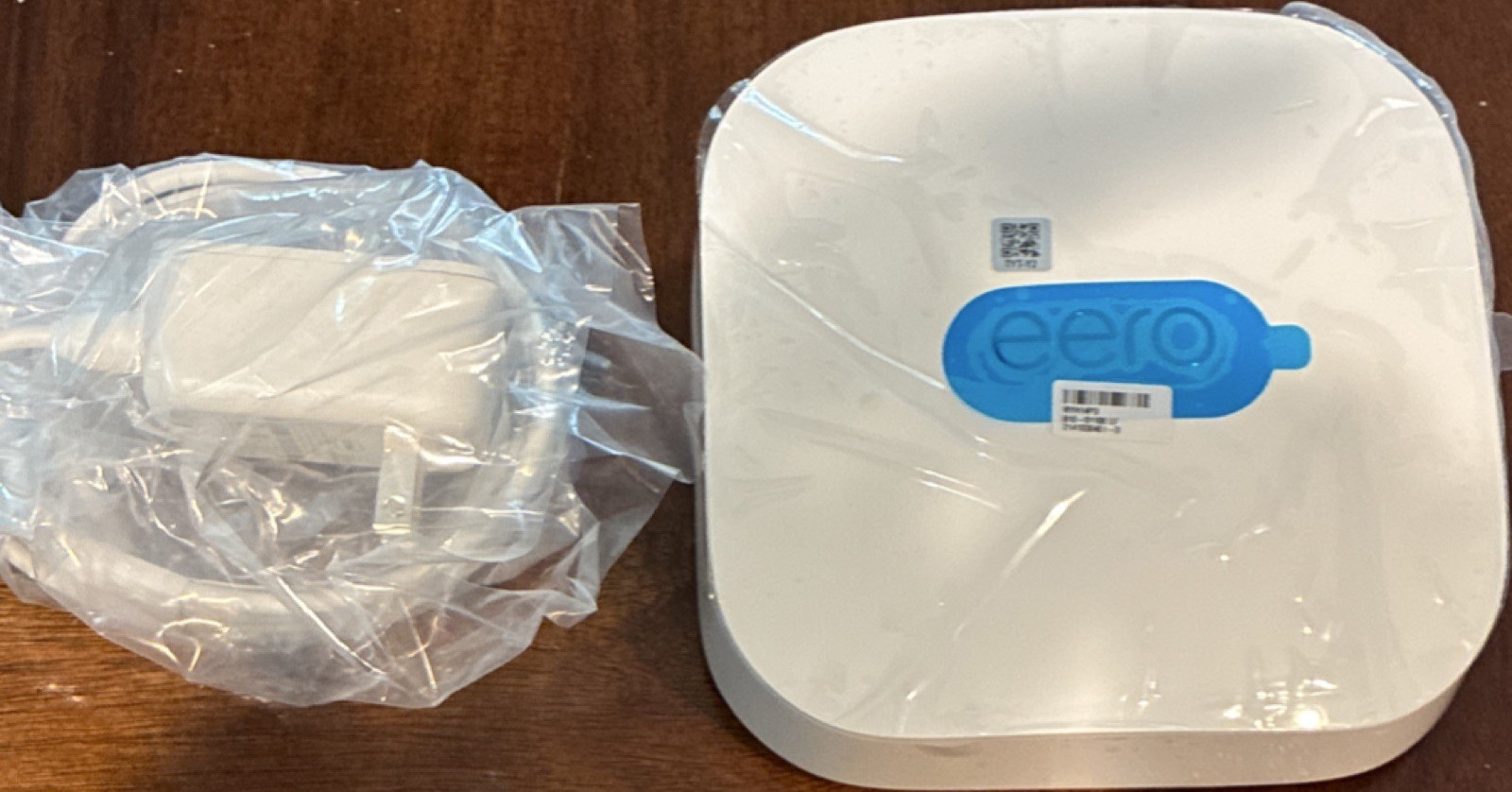 eero Wireless Access Point Home Network Device White Wi-Fi Connectivity
