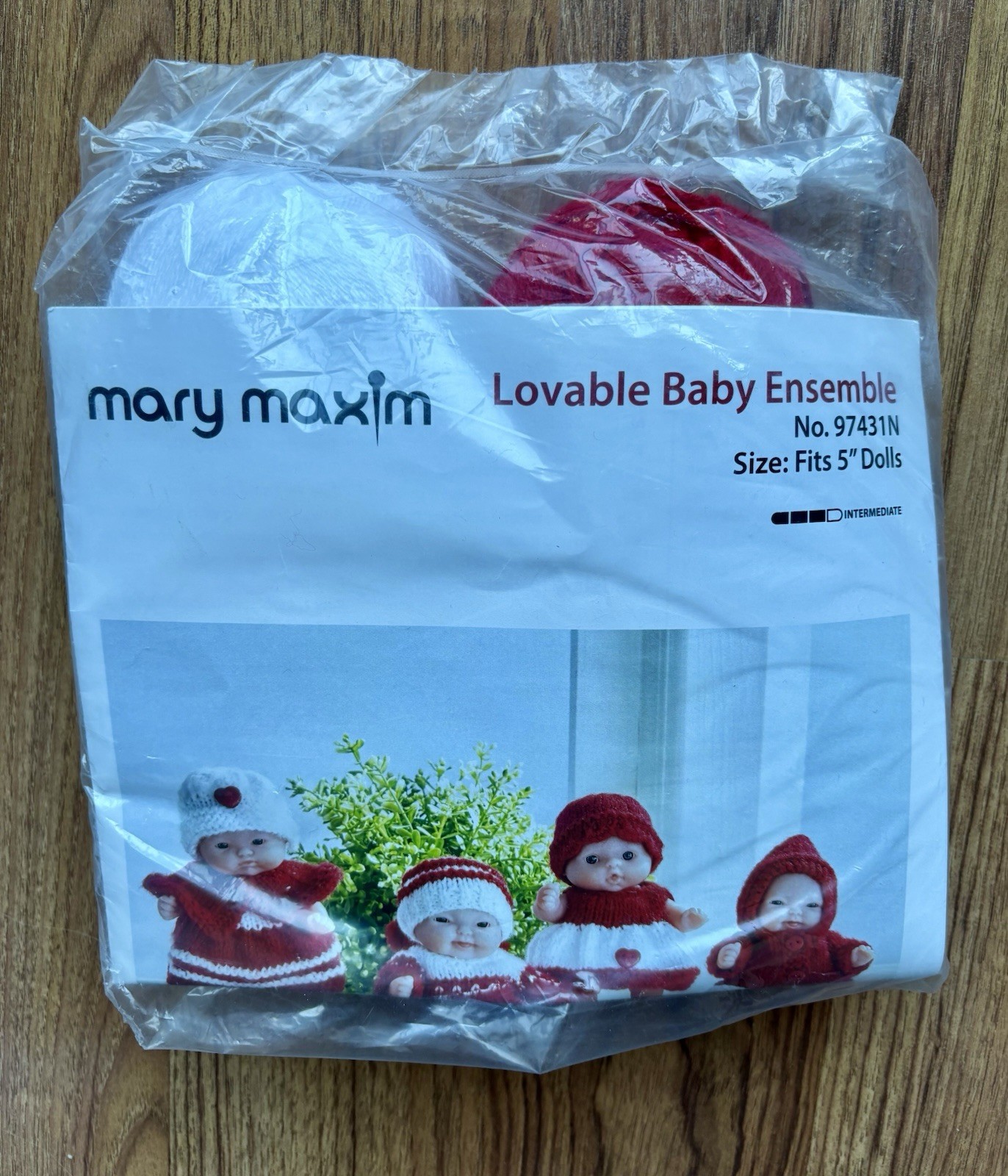 MARY MAXIM Lovable Baby Ensemble +  5" Doll KIT No. 97431N
