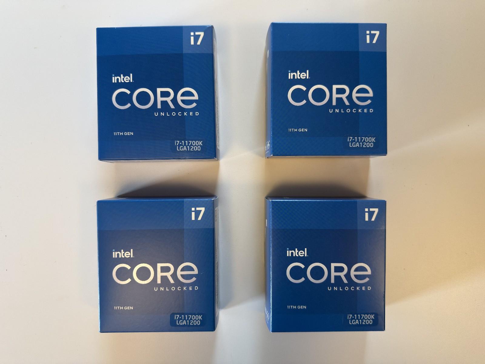 Intel Core i7-11700K Processor (3.6 GHz, 16MB Cache, 8 Cores, Socket LGA1200)