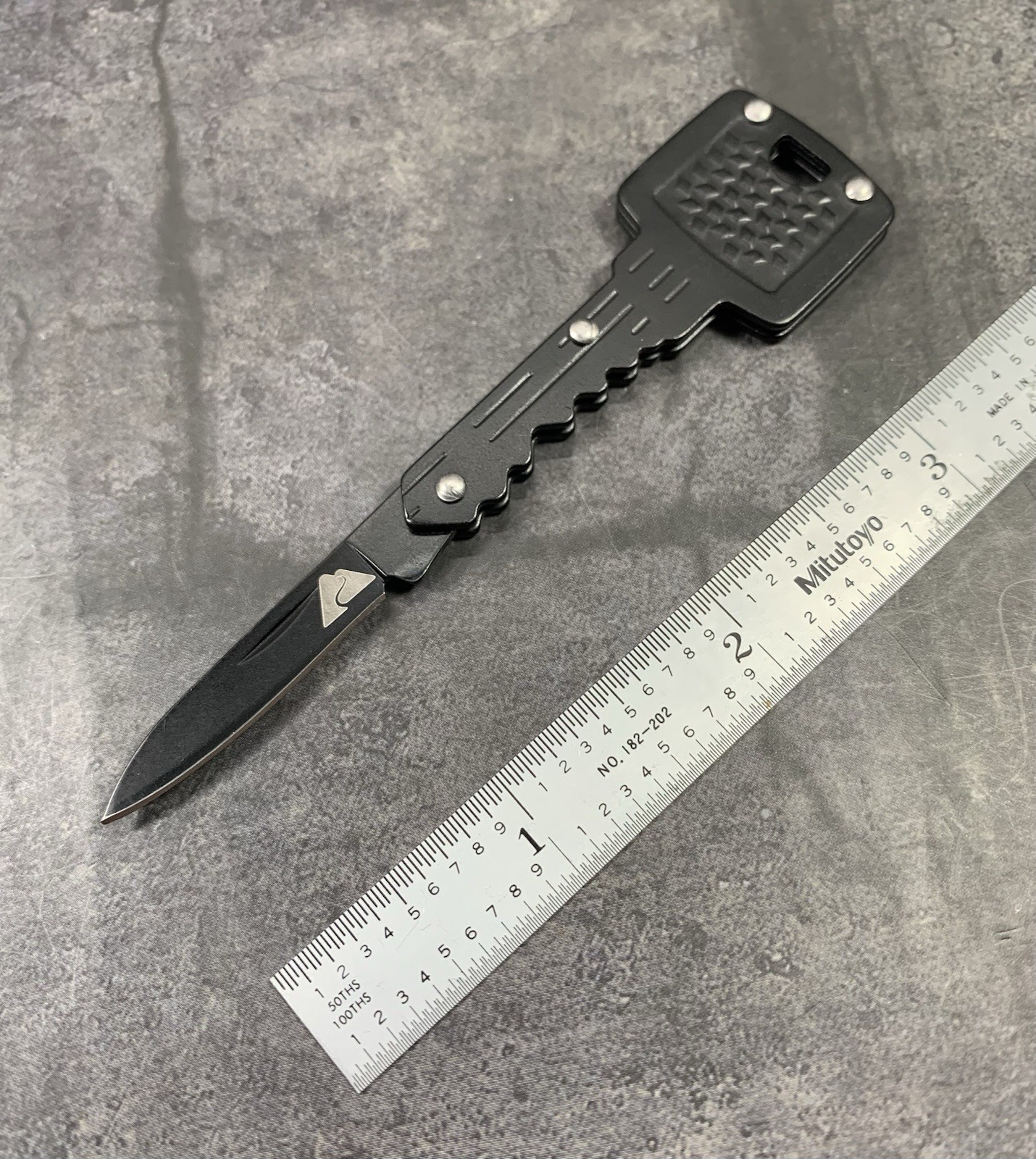 Ozark Trail EDC Keychain Key Ring Black Pocket Knife