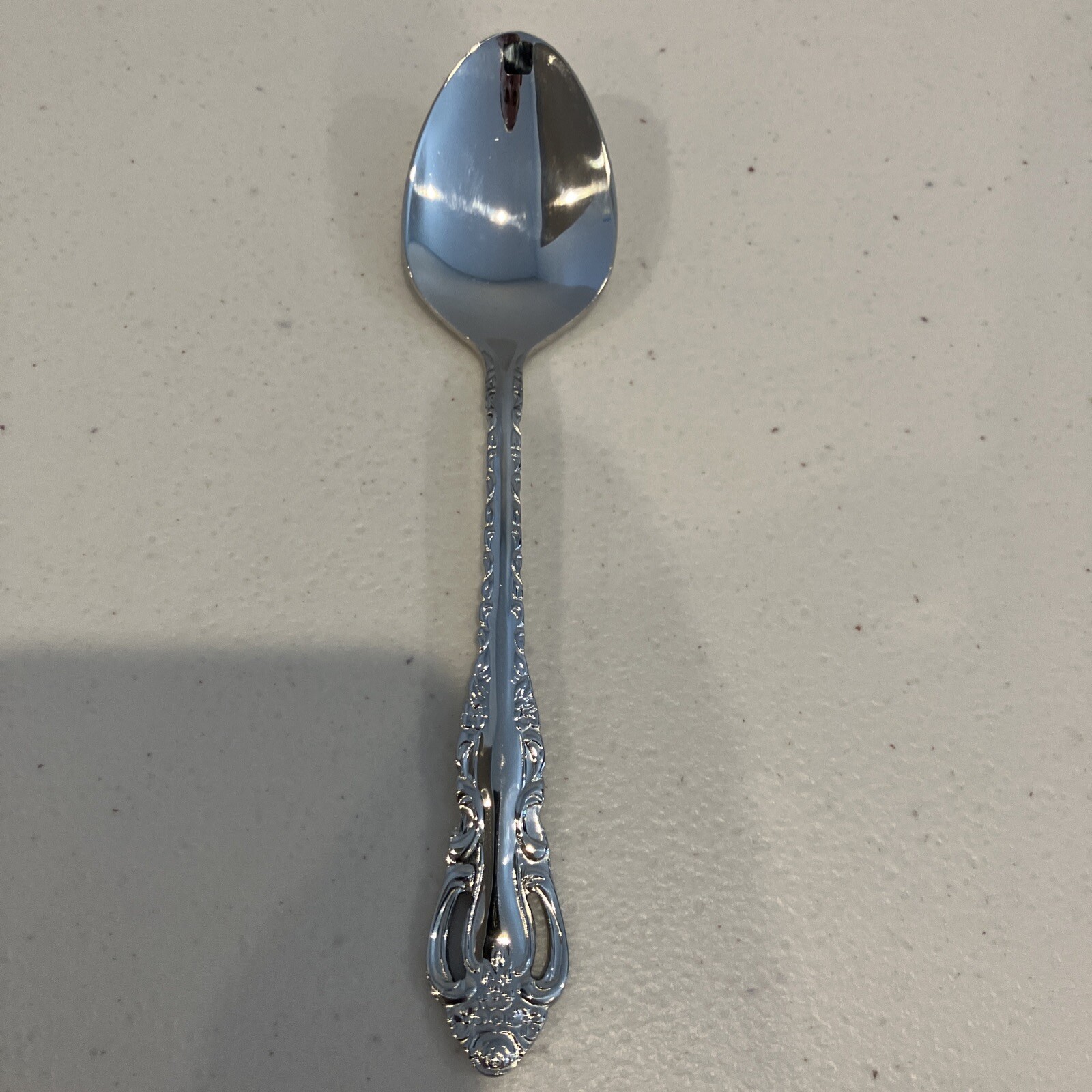 New Wallace Countess 18/10 Stainless 6 Inch Teaspoons Glossy Flatware Silverware