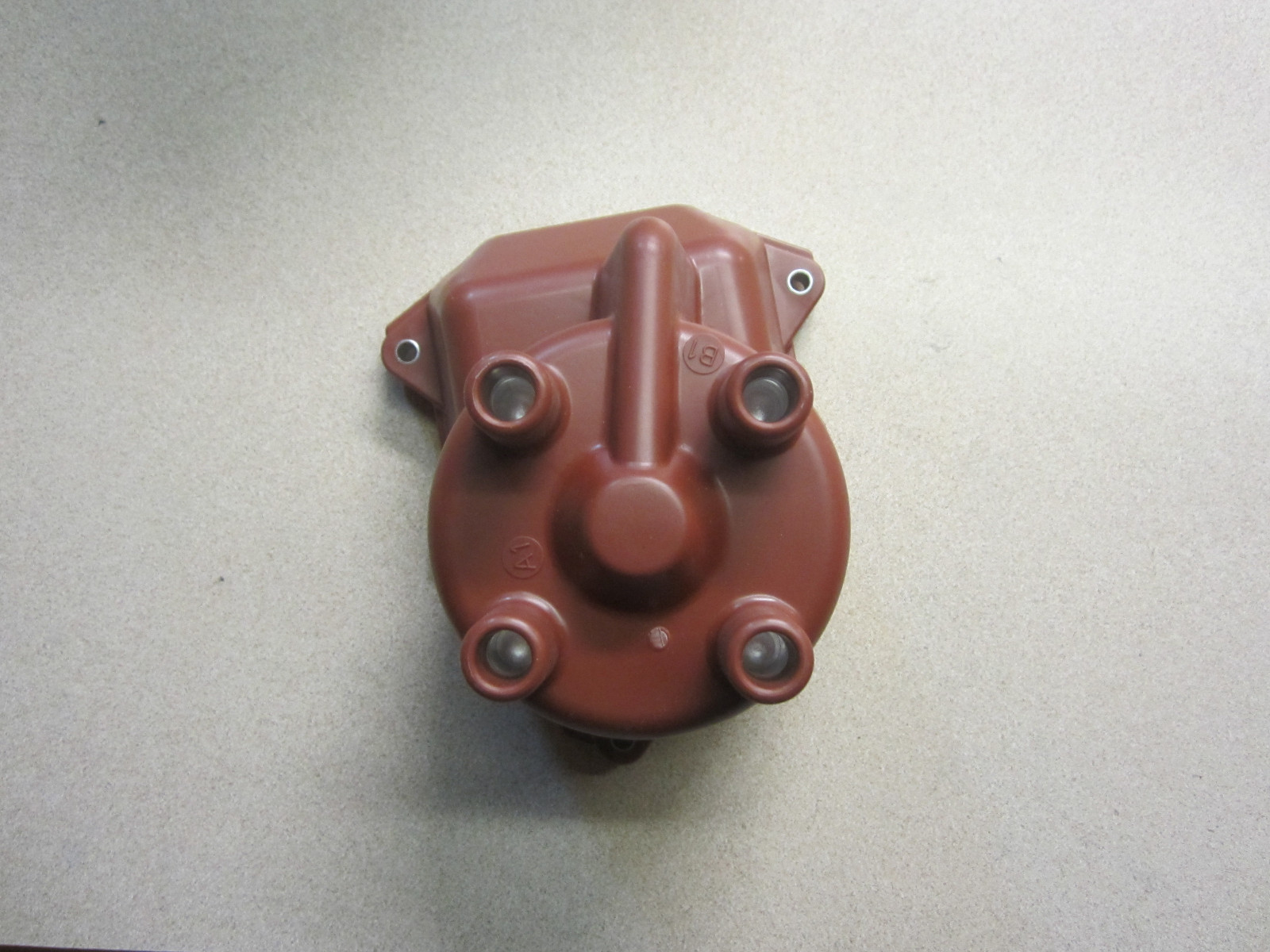 NAPA EP475SB Distributor Cap JH214T