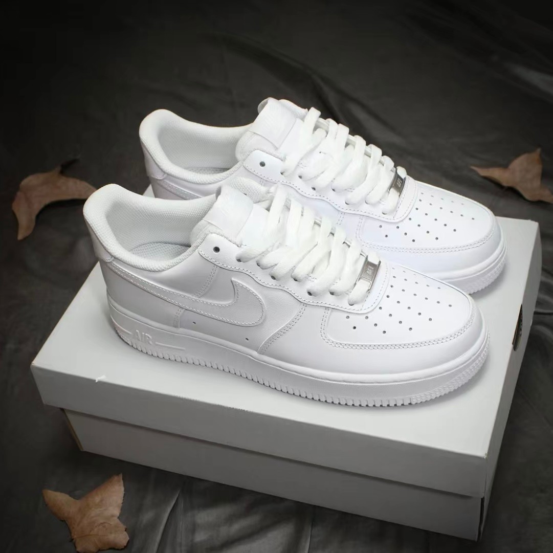 Nike Air Force 1 "Triple White" Low Top Classic Sneakers US size