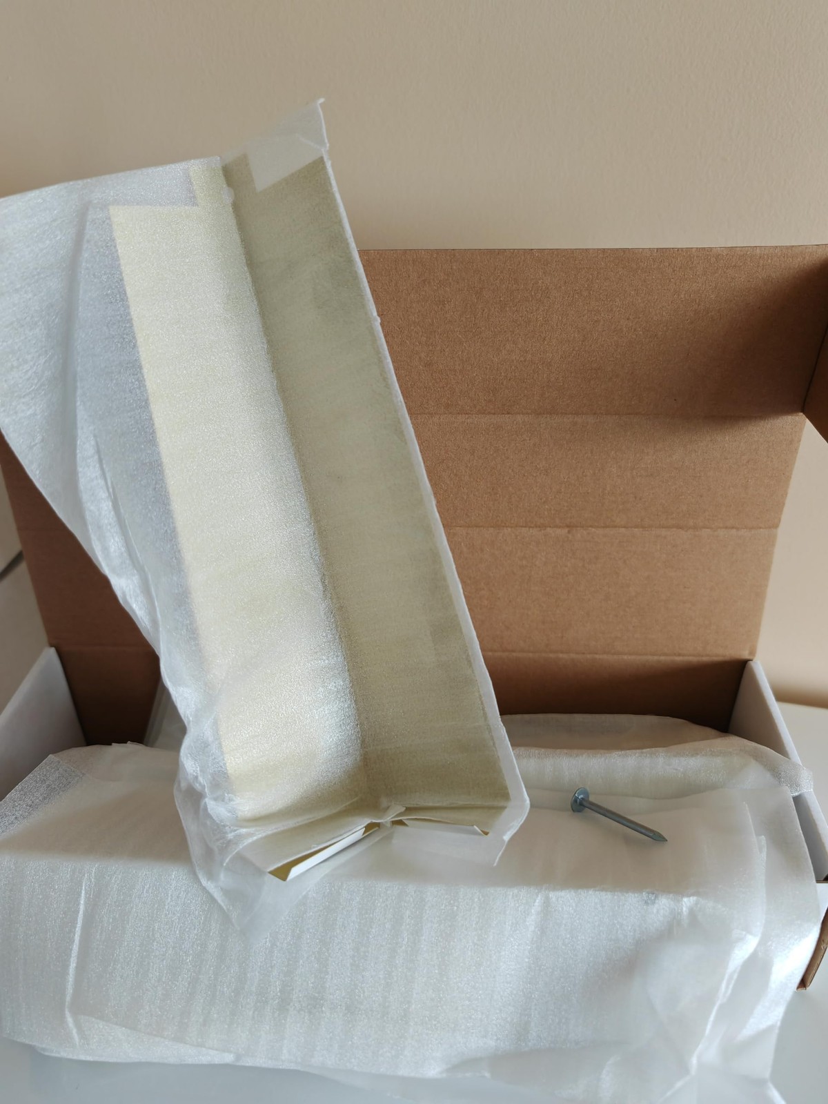 5 - New Aluminum Outside Siding Corner 8 Inches 5 Nails Included White