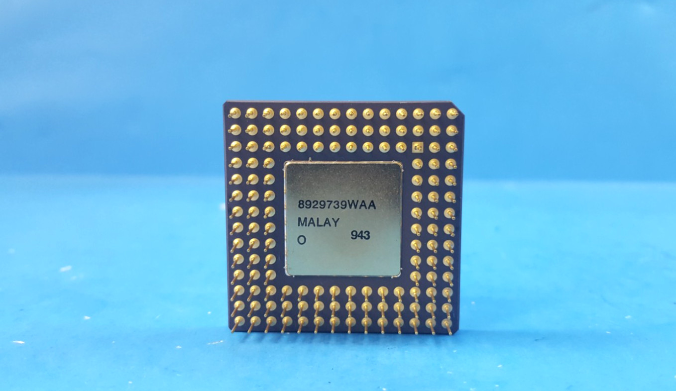 ONE PC- Vintage Microprocessor, A80386DX-16SX213, INTEL, 32BIT, 16MHZ, CPGA132