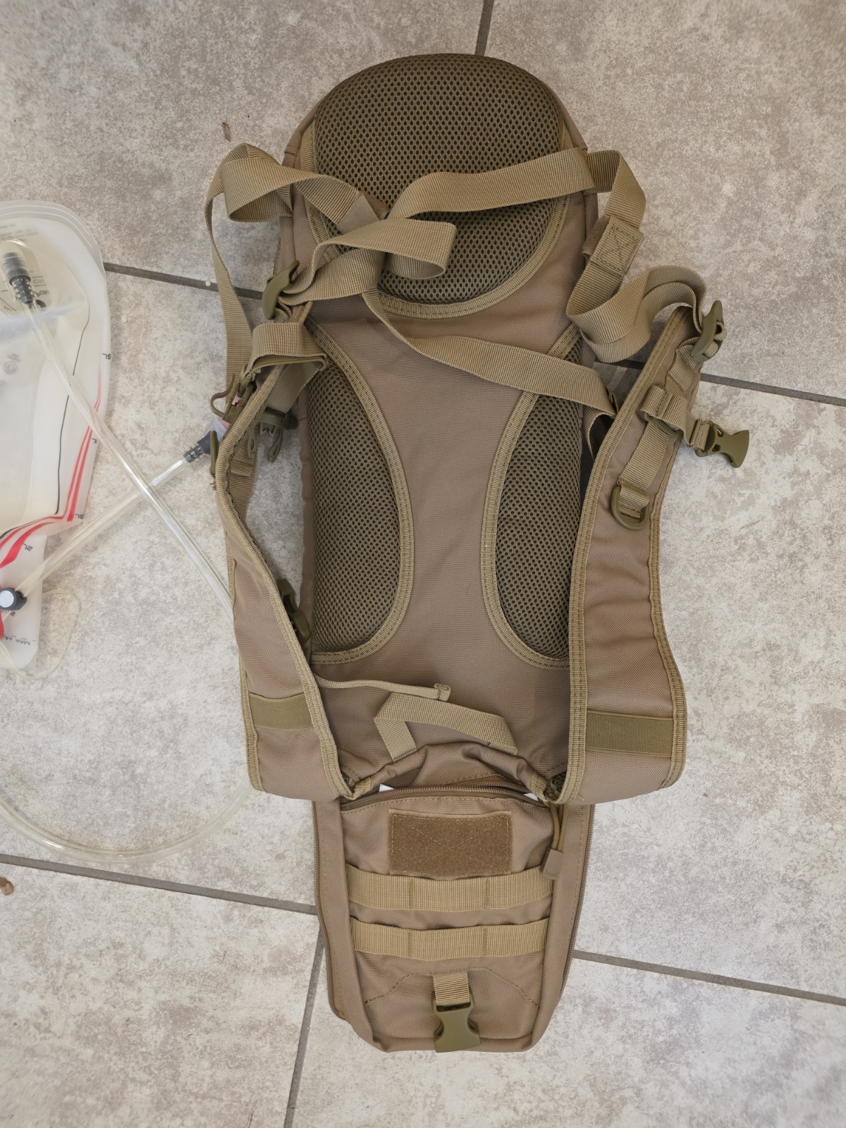 Osprey Hydraulics LT 2.5L (85oz) Hydration Pack Tan MOLLE 2-Pocket