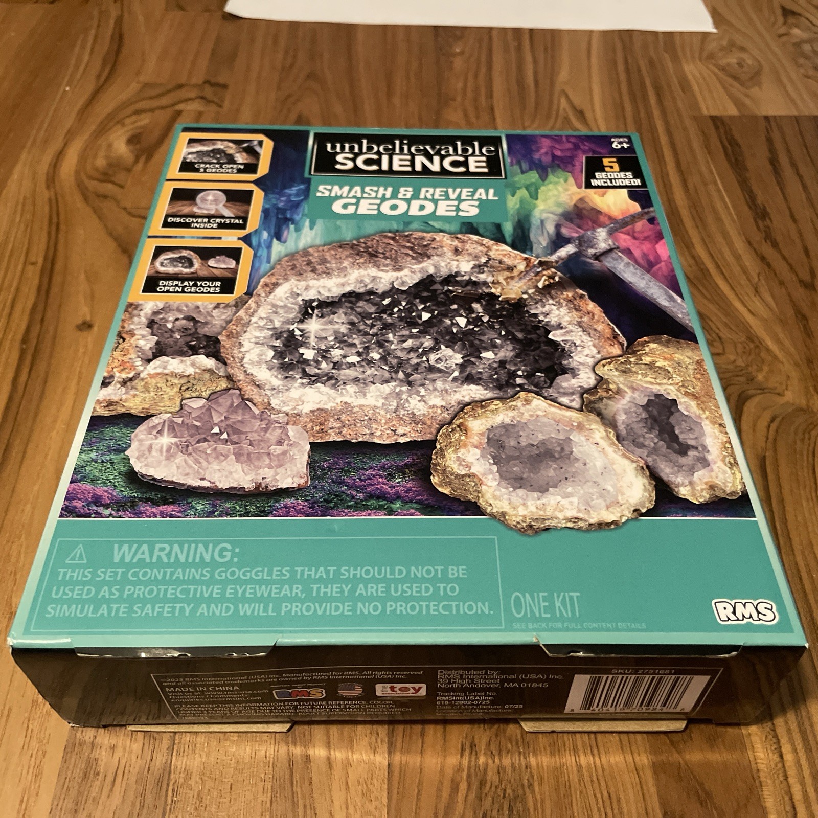 Unbelievable Science Smash And Reveal Geodes Brand New