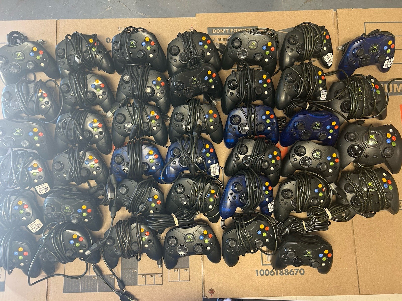 (40) XBOX Original OG Wired Controller LOT PARTS REPAIR BROKEN AS-IS