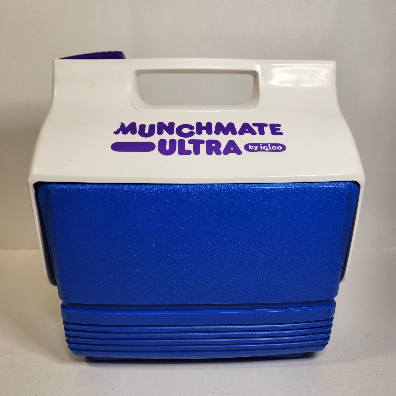 Vintage Igloo Munchmate Ultra Personal Cooler Lunchbox - Blue White Purple CLEAN