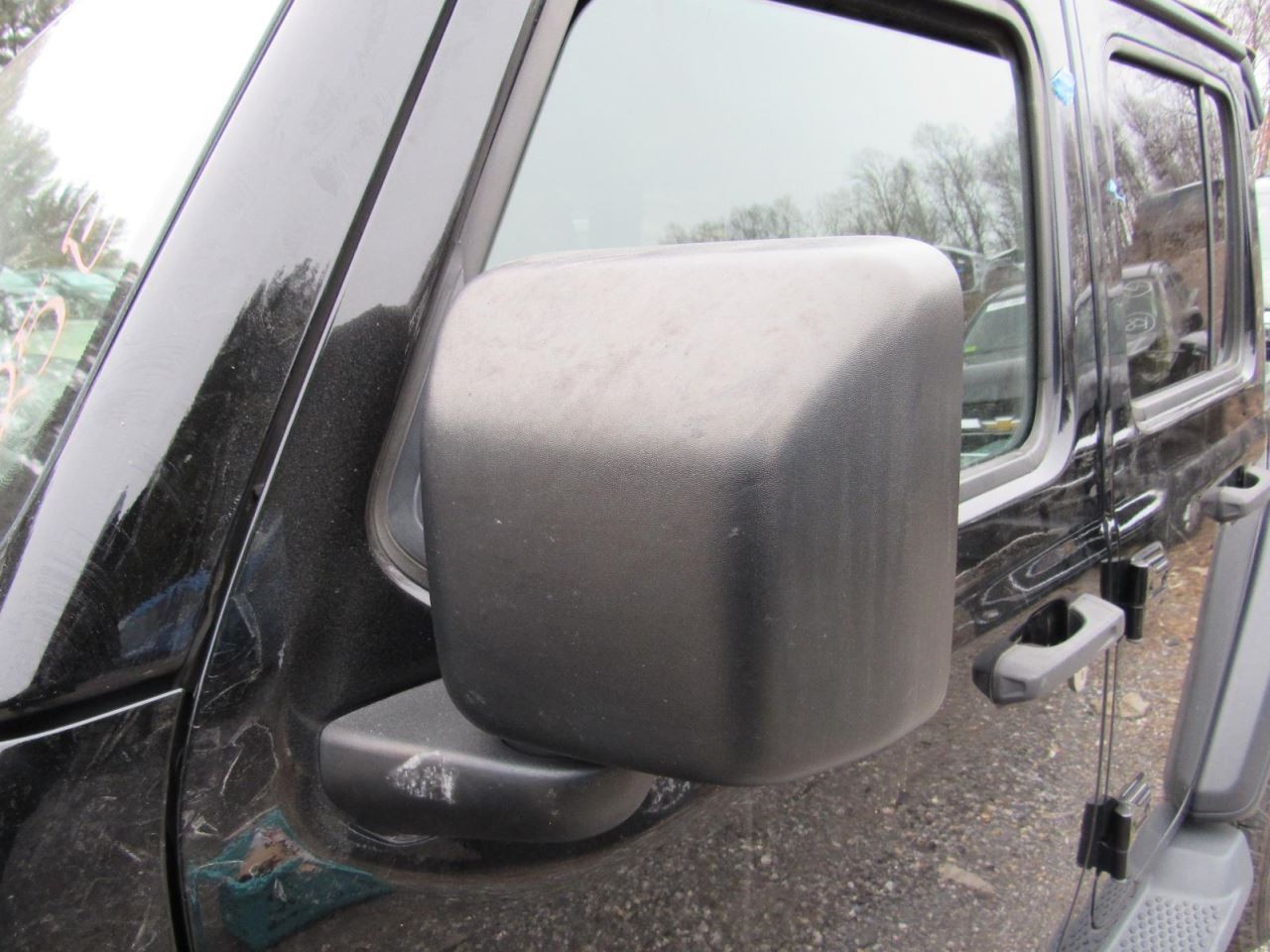 TJ 2020 Glove Box 1027433