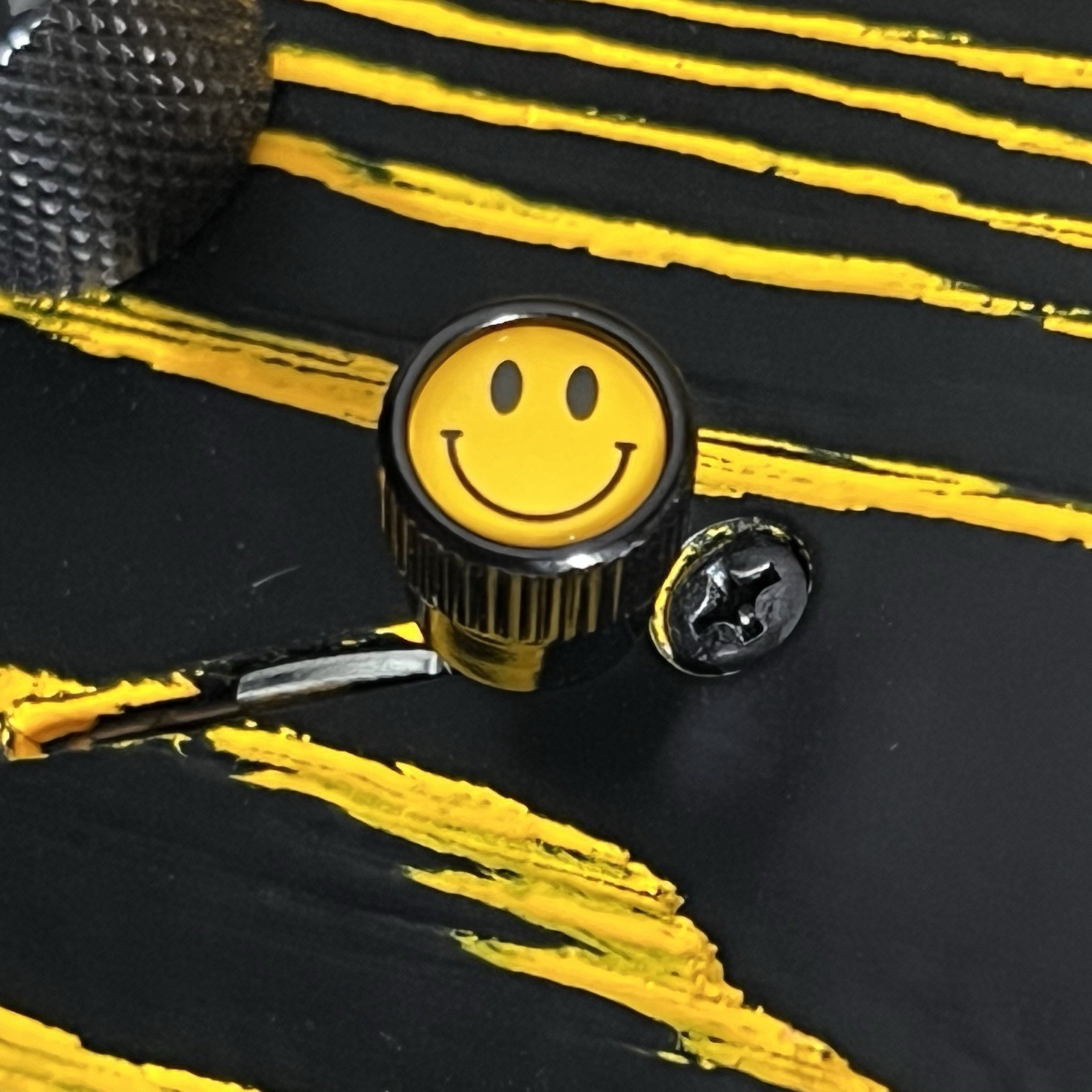 Kinnatone Smiley Face black  Strat Tele Schecter switch tip Knob Blade Style